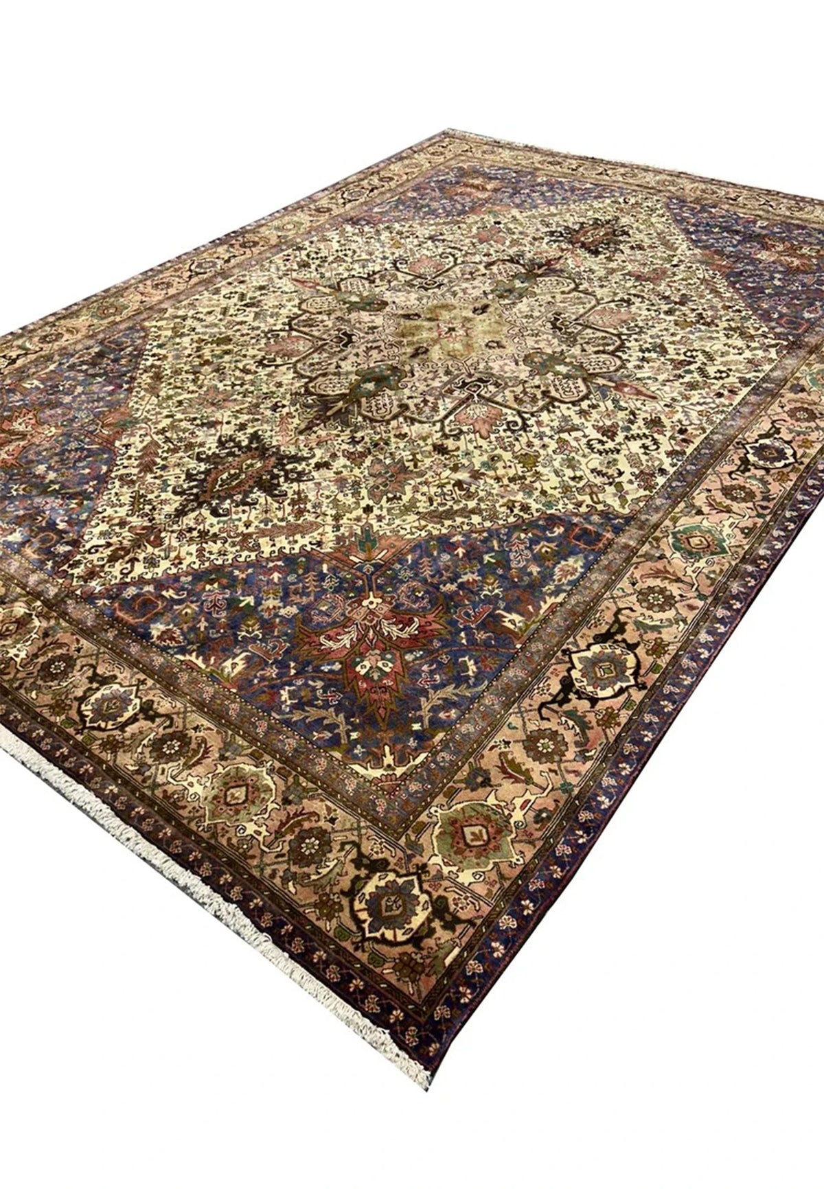 The Heriz Sovereign Hand-Knotted Geometric Diamond Medallion Rug