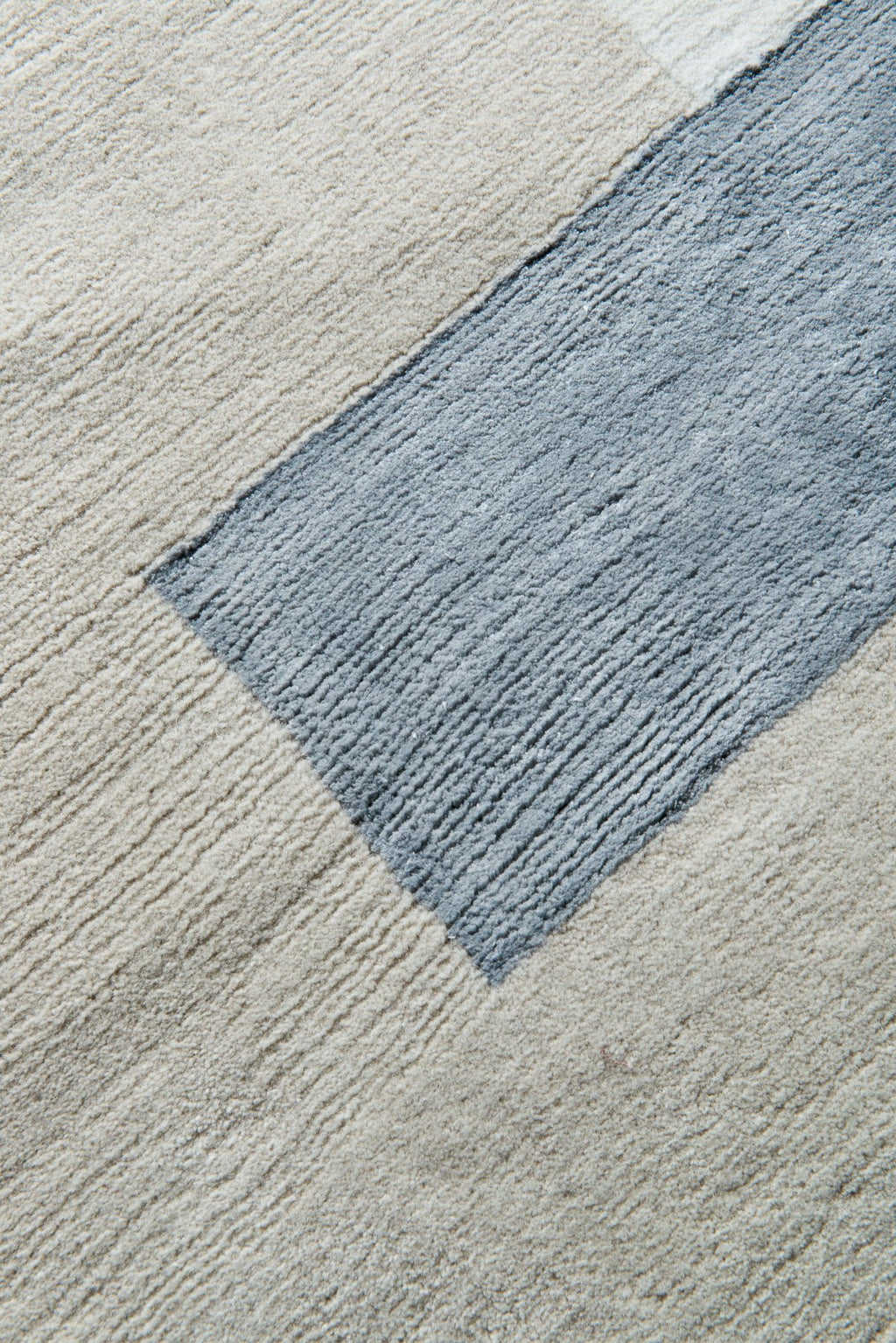 Monolith Essence Silk Viscose Rug