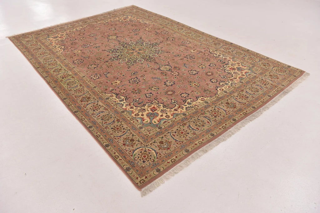 Royal Kashan Dusky Rose Wool Rug