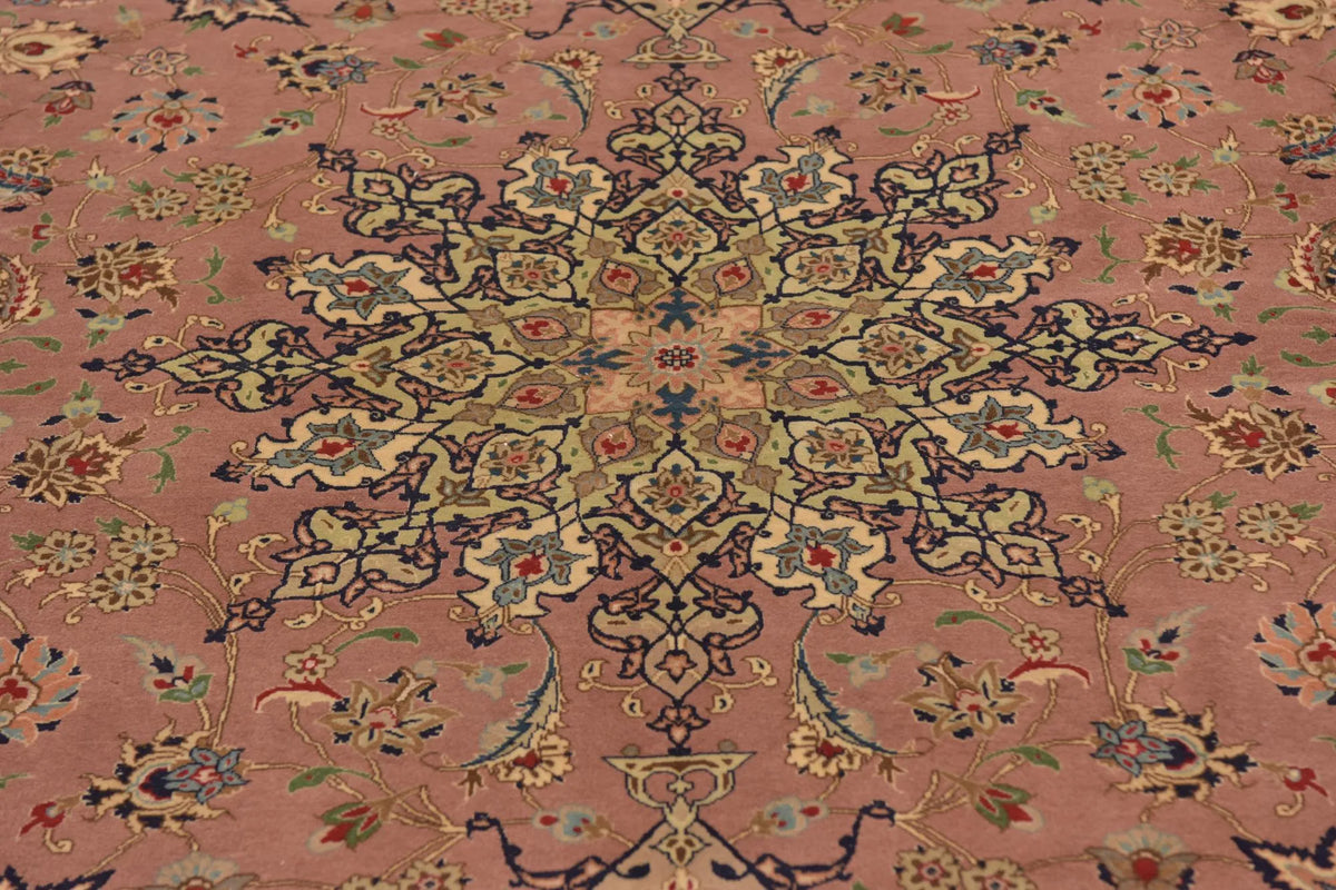 Royal Kashan Dusky Rose Wool Rug