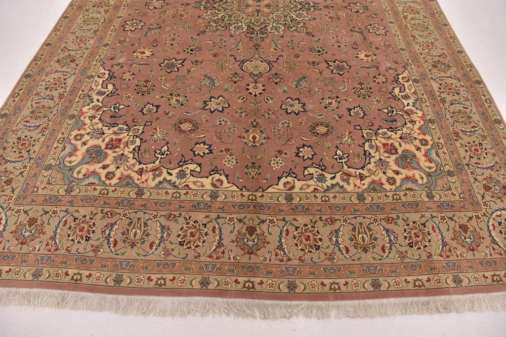 Royal Kashan Dusky Rose Wool Rug