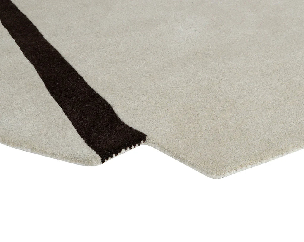 Noir Contour Minimal Irregular Shape Rug