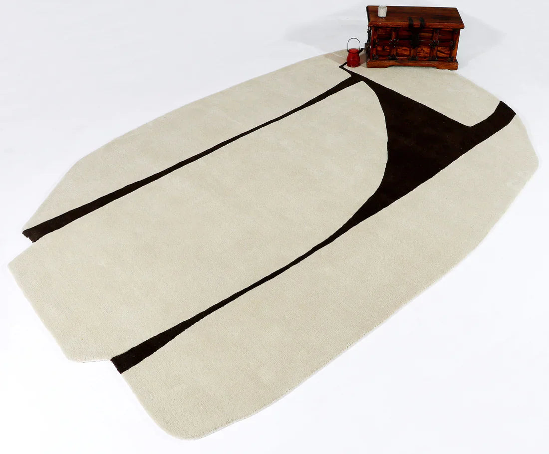 Noir Contour Minimal Irregular Shape Rug