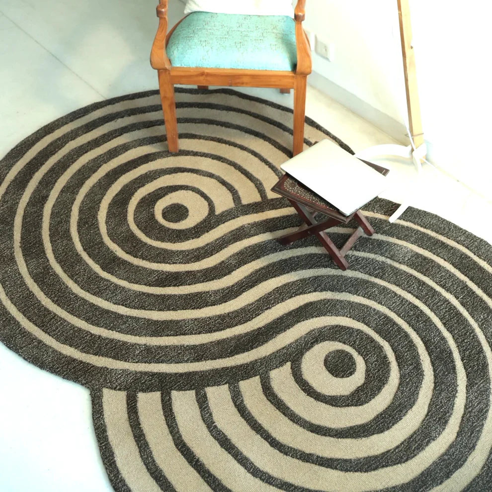 Modern Crescent Shape Abstract Area Rug