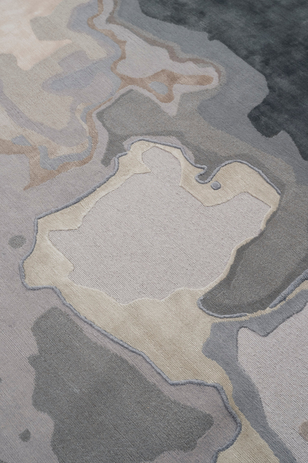 Glacial Strata Silk Viscose Abstract Area Rug