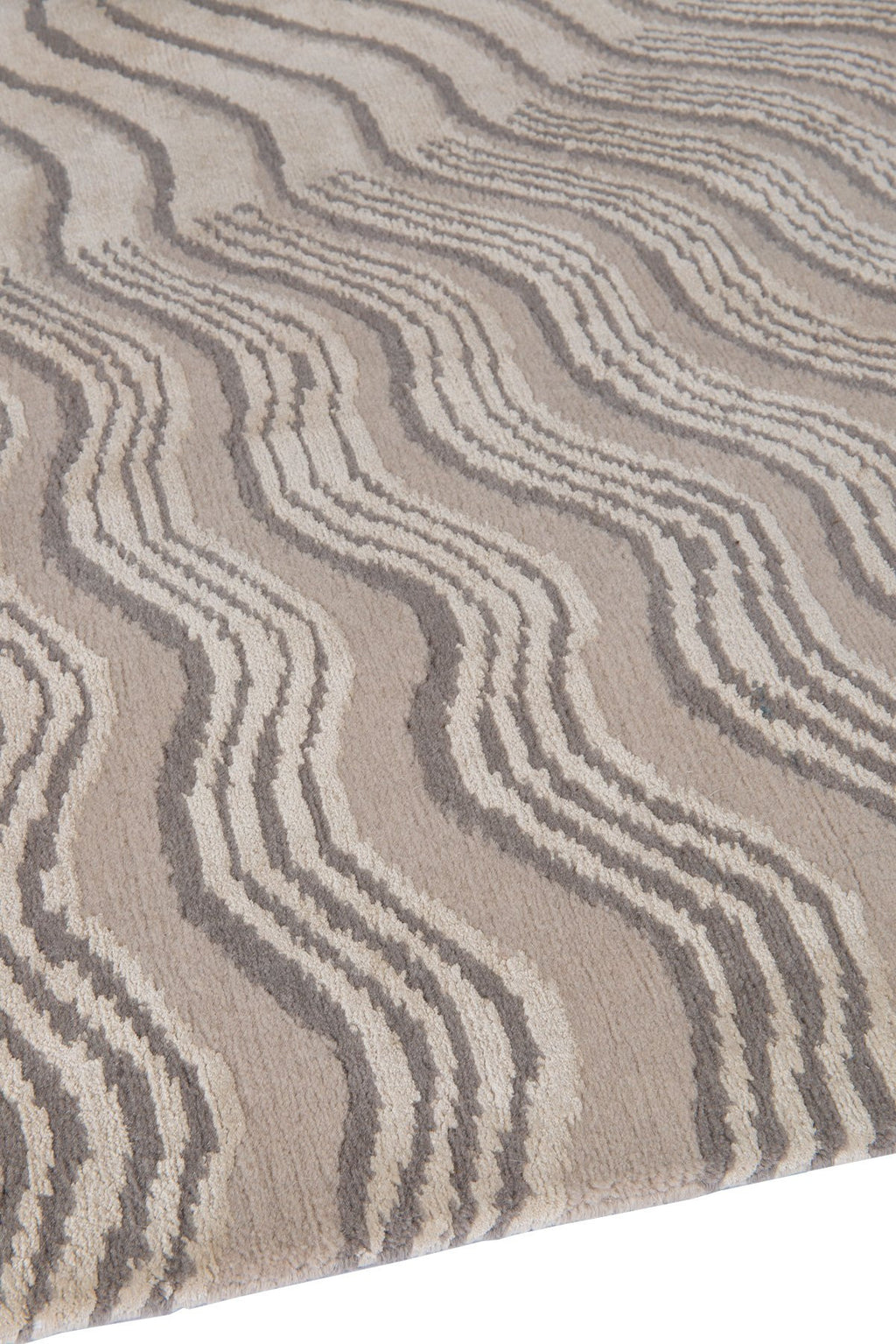 Luminous Solstice Silk Viscose Area Rug