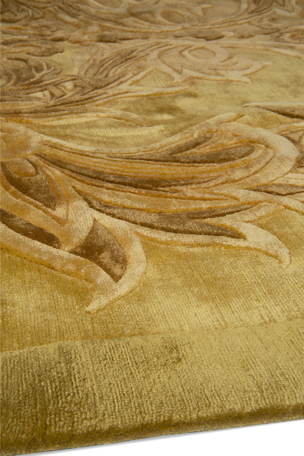 Regal Arabesque Silk Viscose Rug