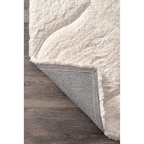 Minimalist Scallop Motif Rug