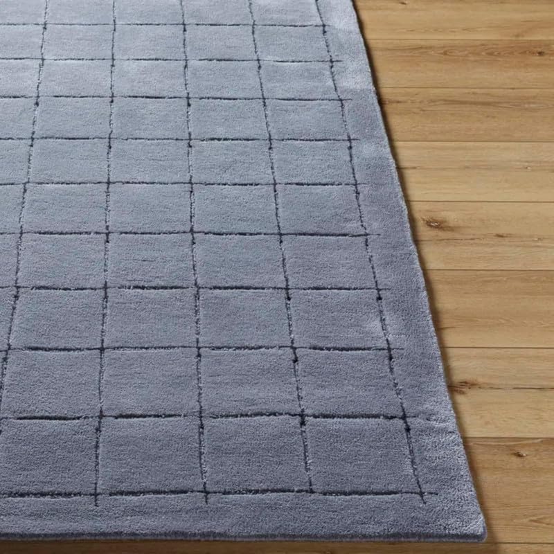 Stylish Grey Grid Pattern Rug