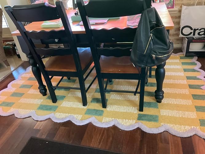 Textured Grid Plaid Rug