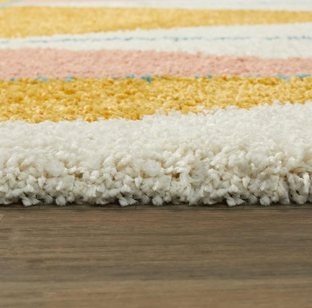Triangle Pattern White Carpet & Rug