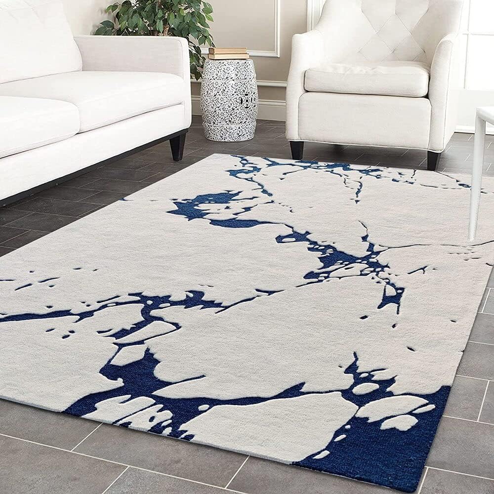Artistic Fluid Pattern Carpet