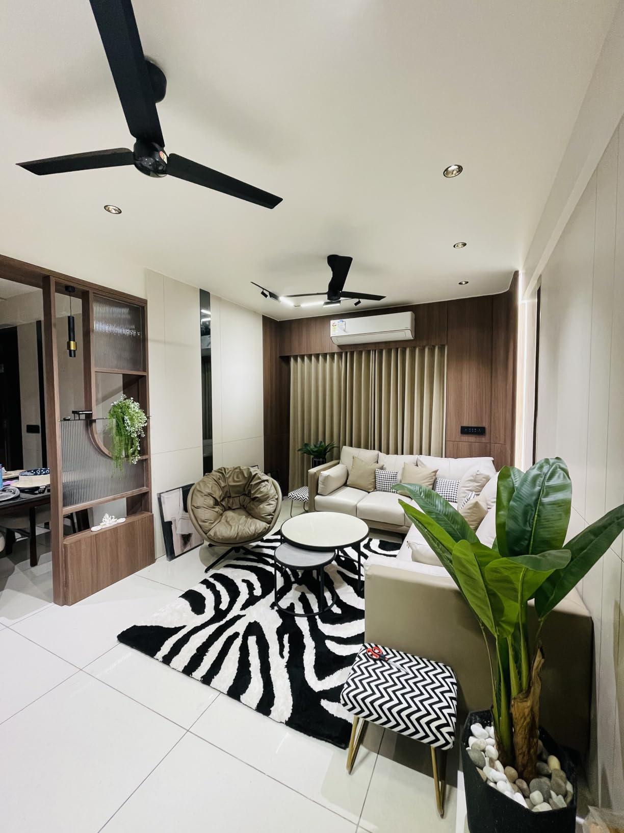Noir Zebra Wave Textured Shaggy Rug
