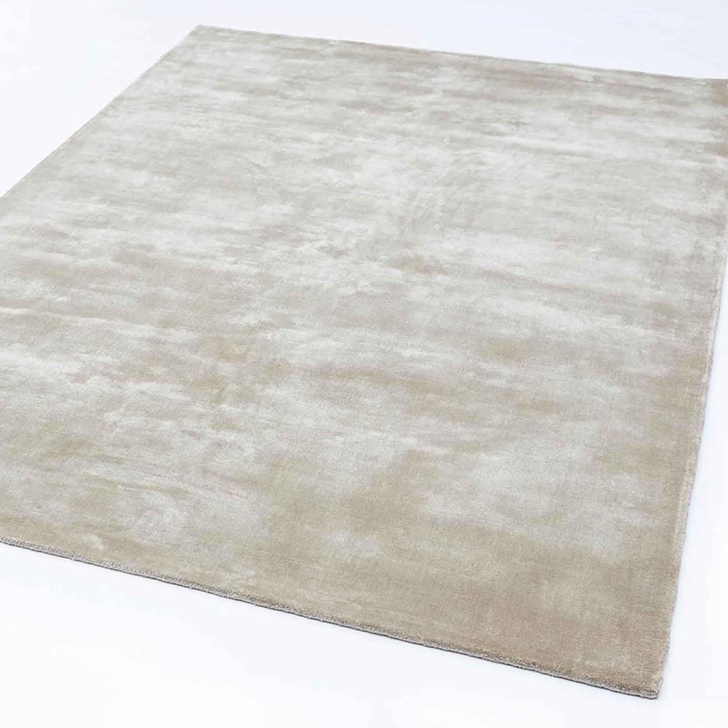 Silk Hand Tufted Carpet Modern Premium Area Rug