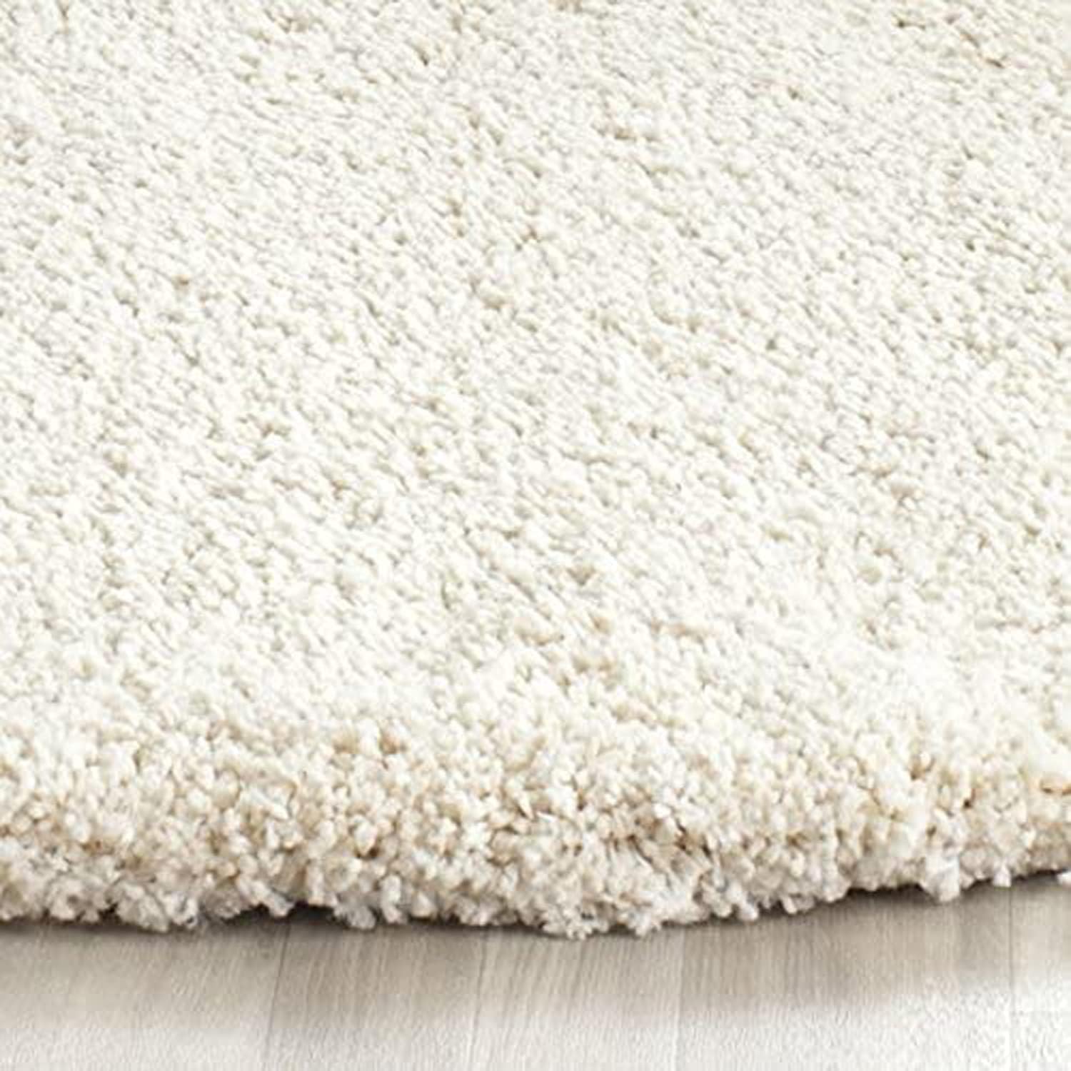 Elegant Ivory Modern Shaggy Carpet