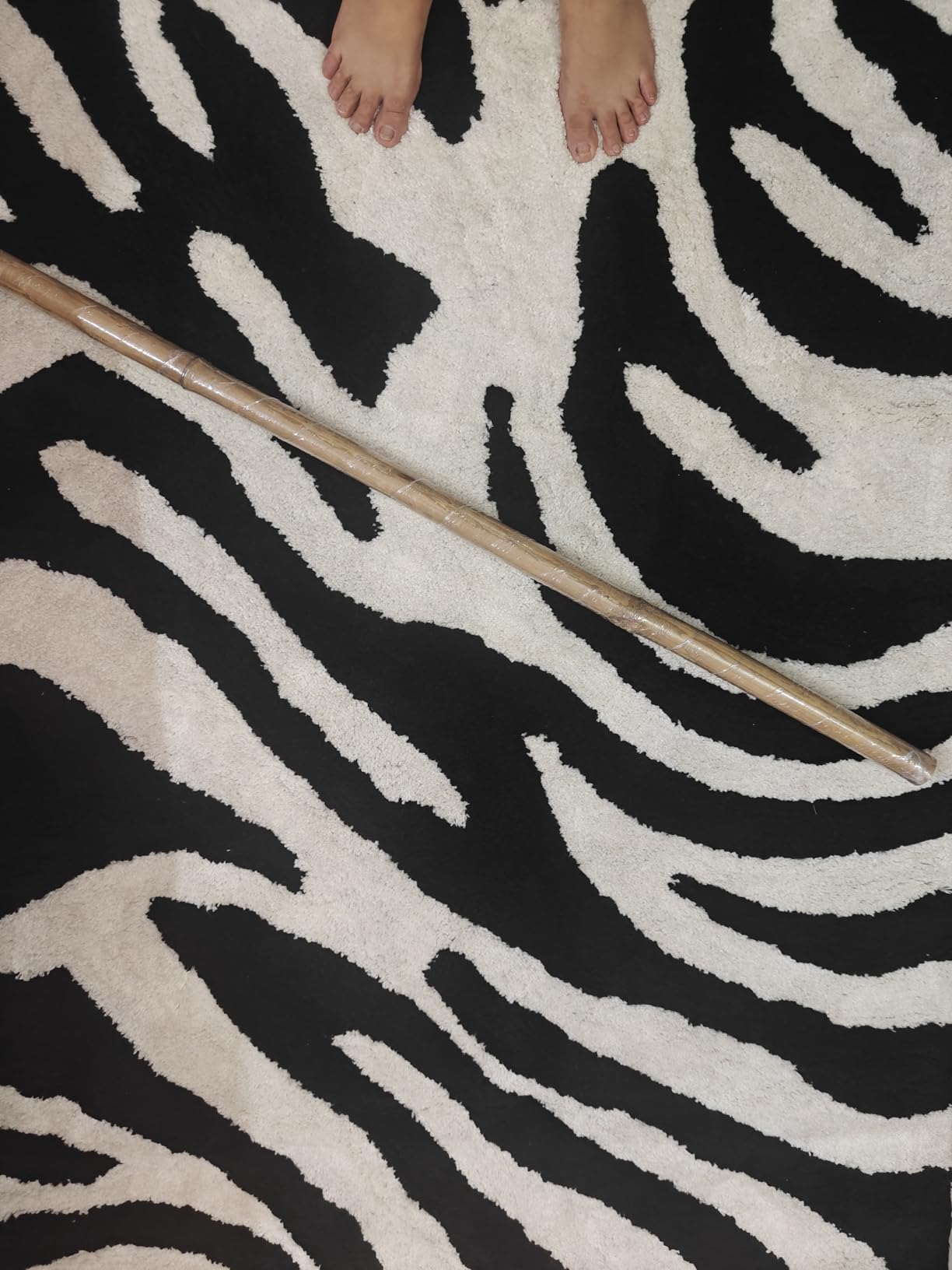 Noir Zebra Wave Textured Shaggy Rug