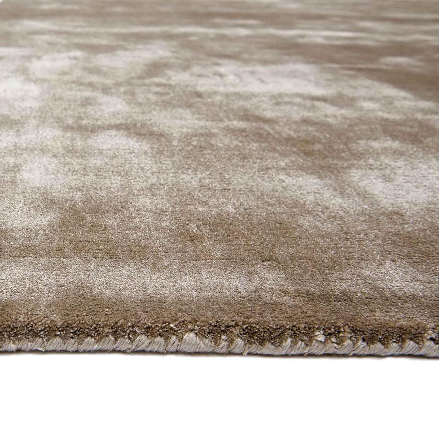 Champagne Velvet Sheen Rug