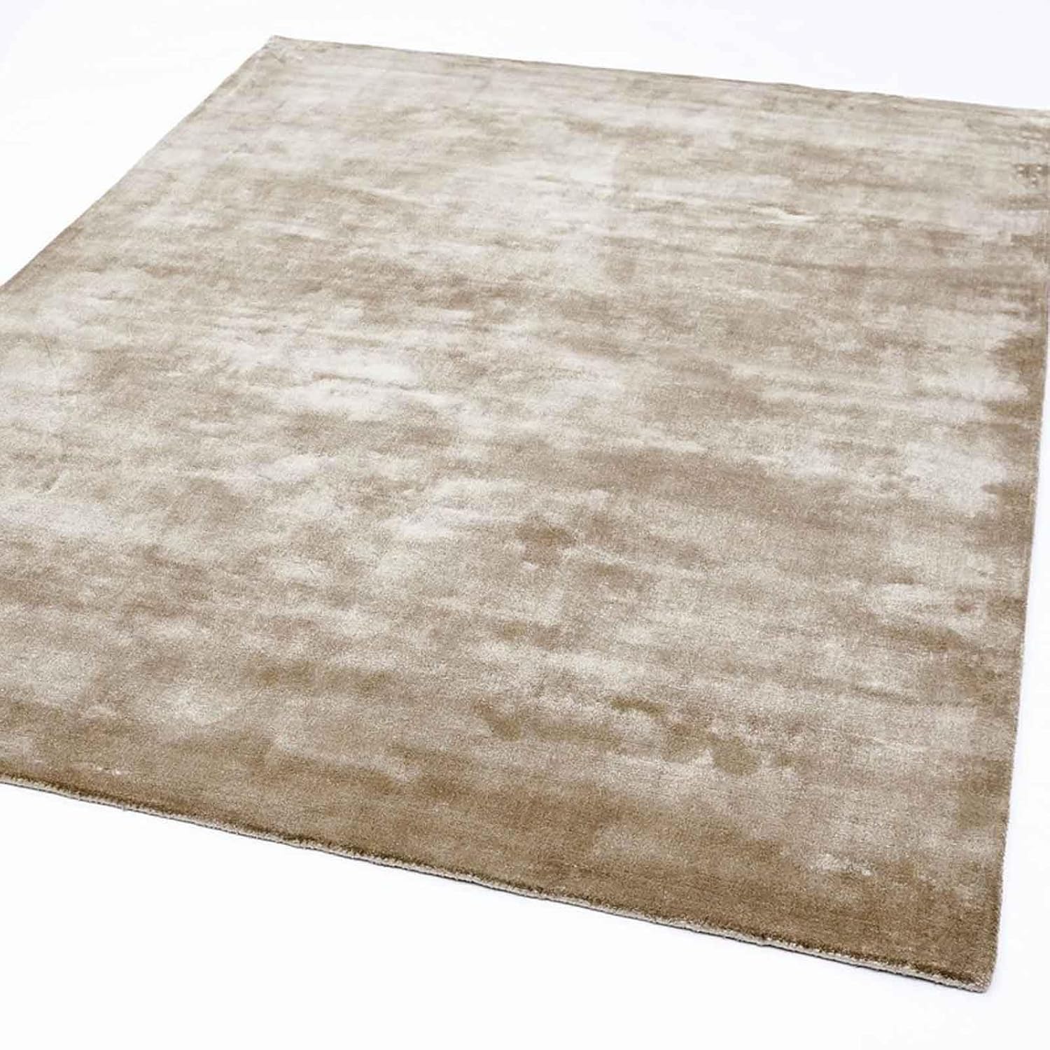 Champagne Velvet Sheen Rug