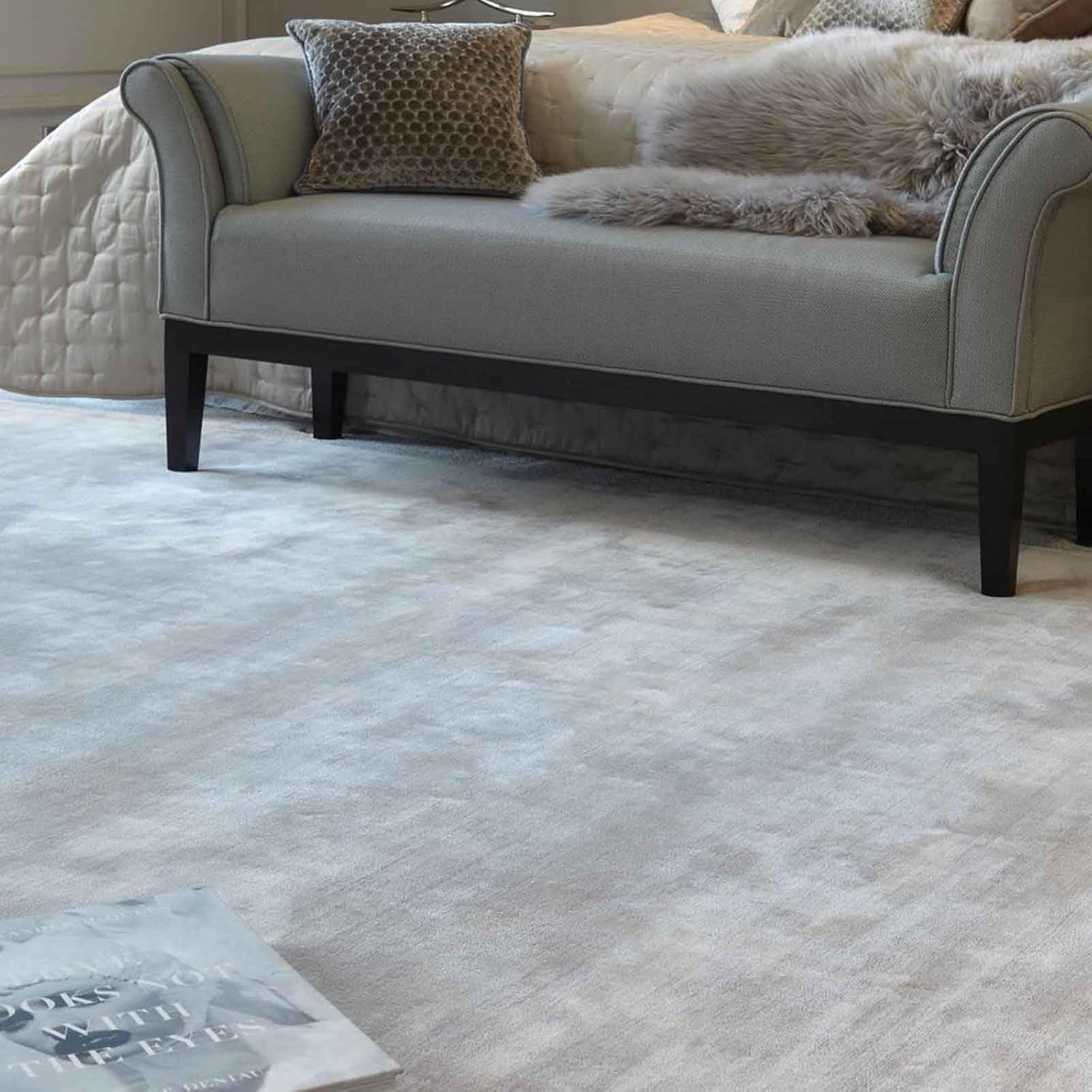 Silk Hand Tufted Carpet Modern Premium Area Rug