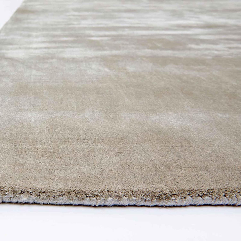 Silk Hand Tufted Carpet Modern Premium Area Rug
