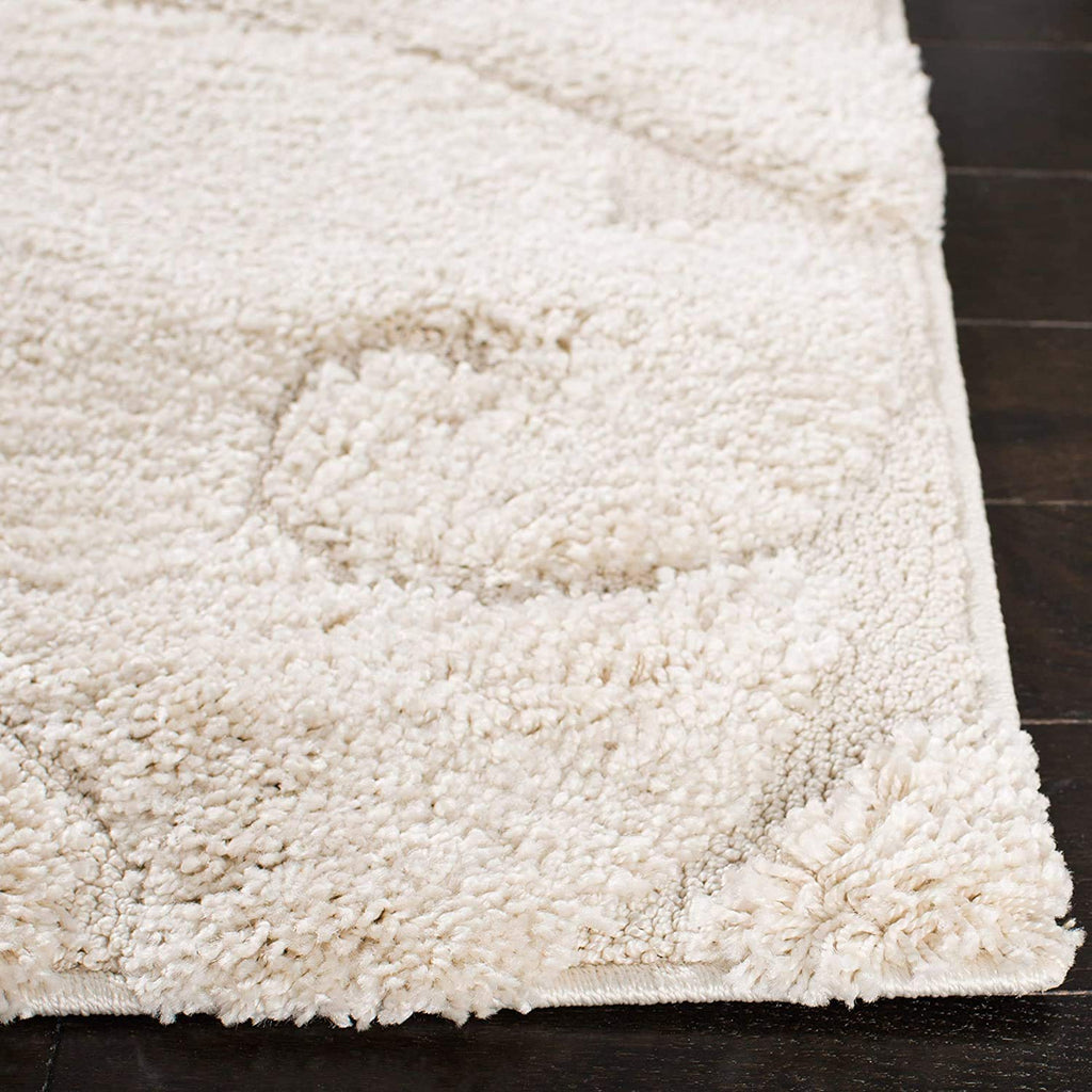 Ivory Floral Scroll Shaggy Carpet
