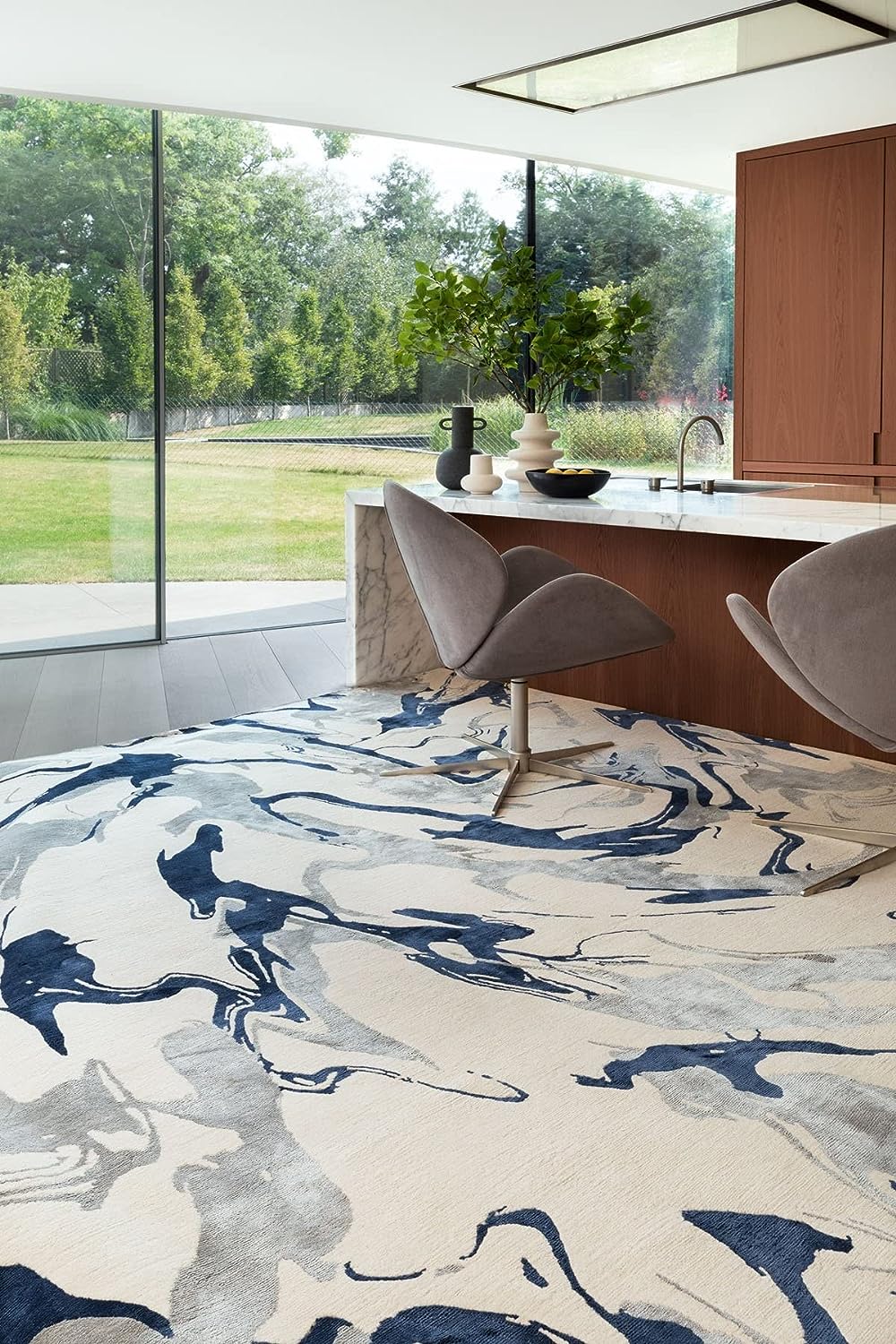 White Ink Flow Designer Wool & Viscose Carpet