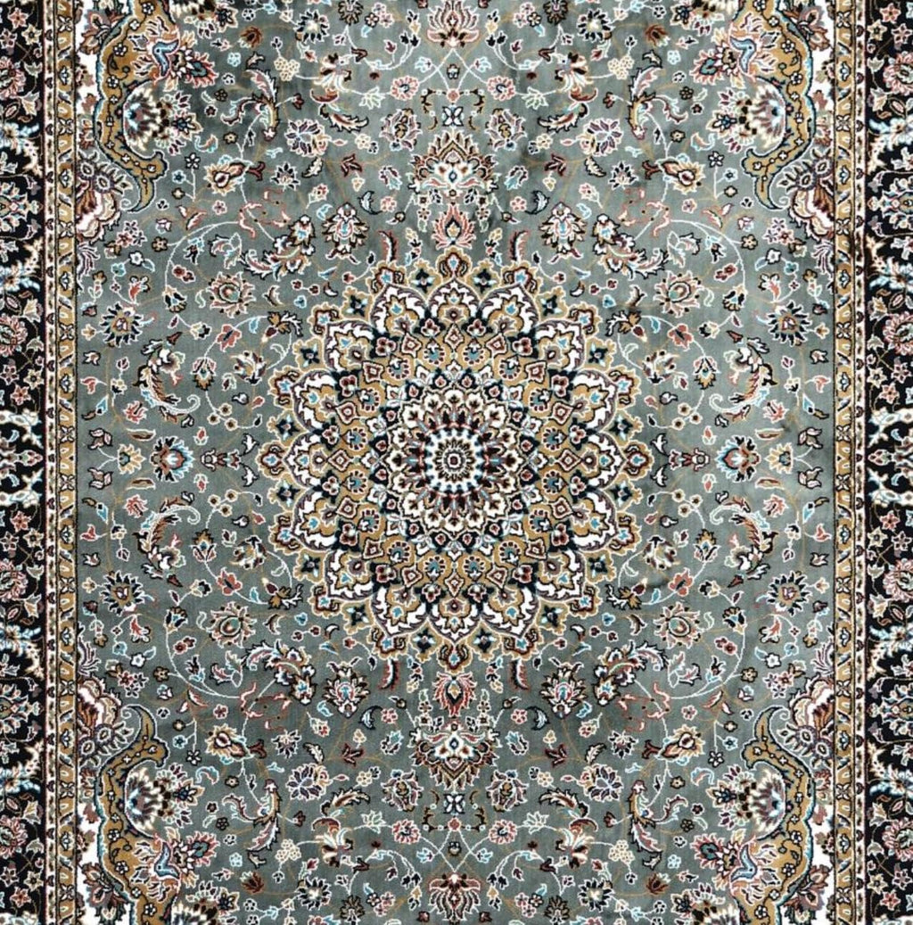 Traditional Grey Medallion Border Rug