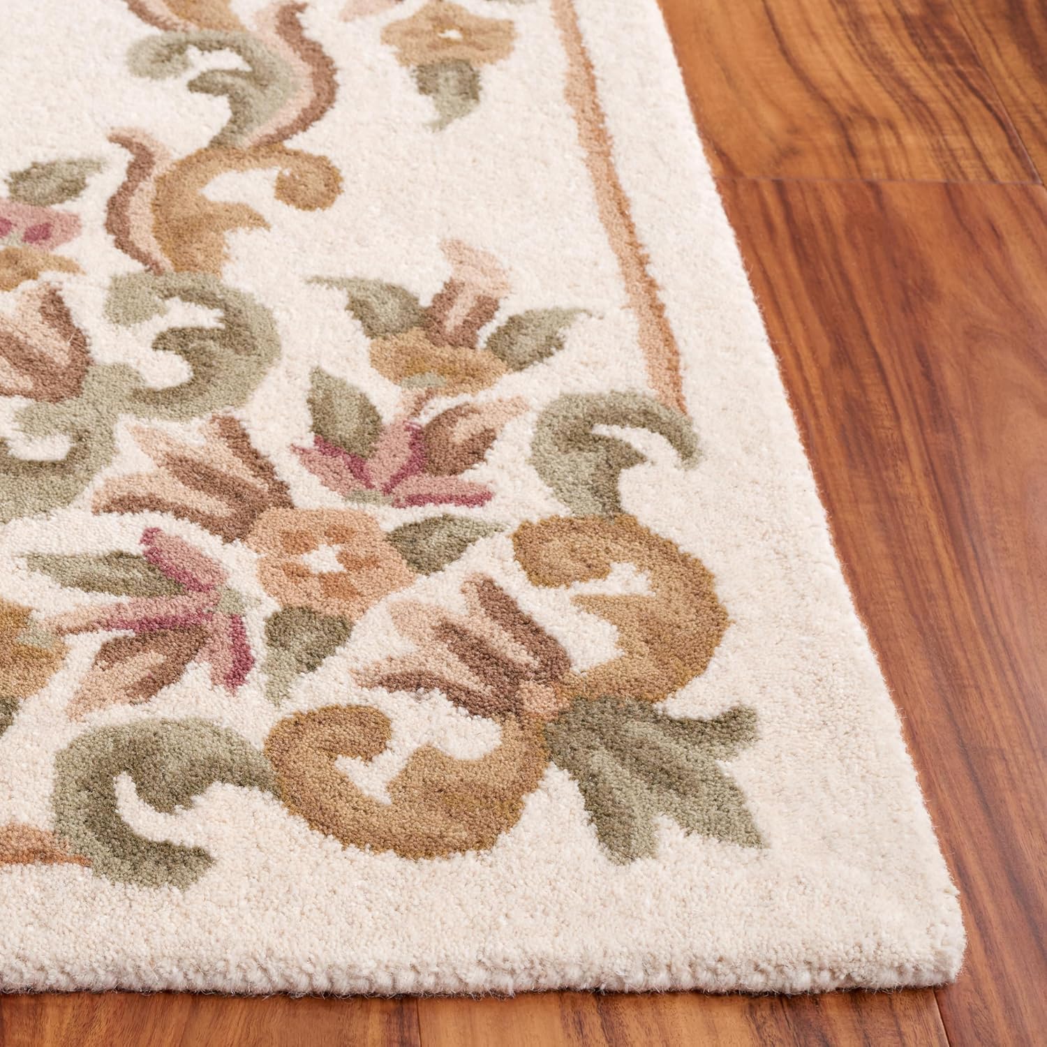 Ivory Floral Abushan Design Carpet & Rug