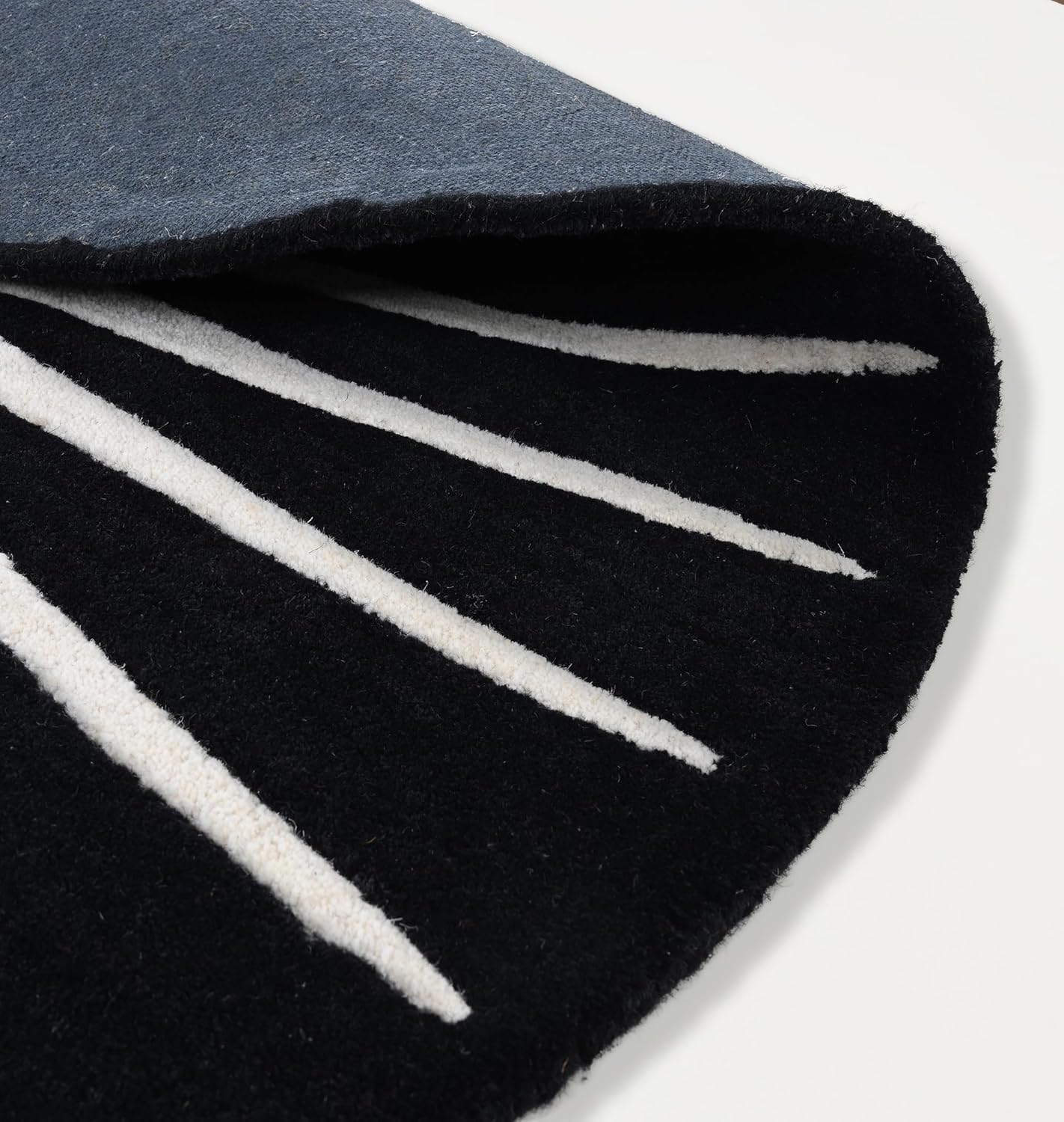 Export Quality Handmade Woollen Round Carpet – Elegant Living Room Floor Rug