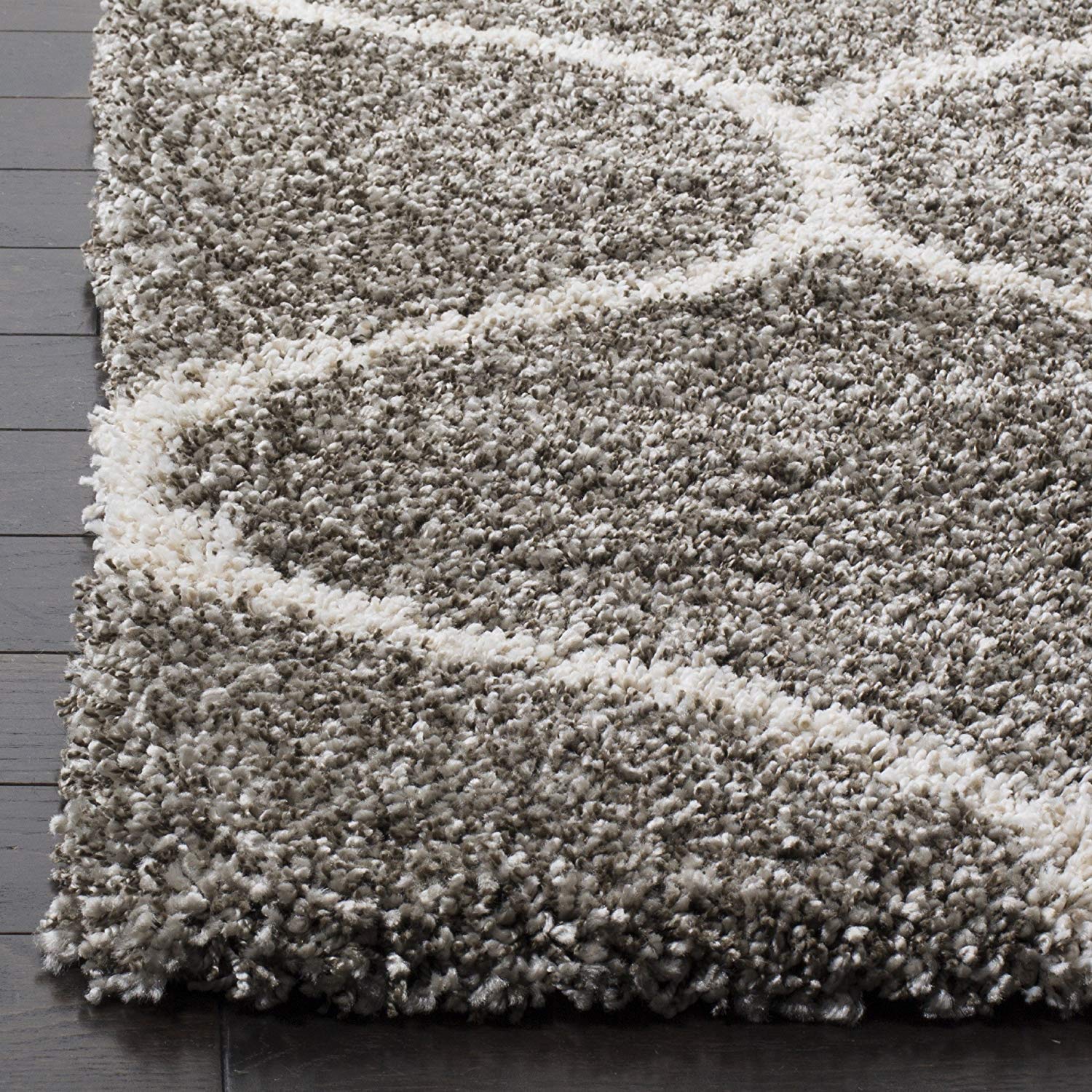 Grey Trellis Design Shaggy Carpet & Rug