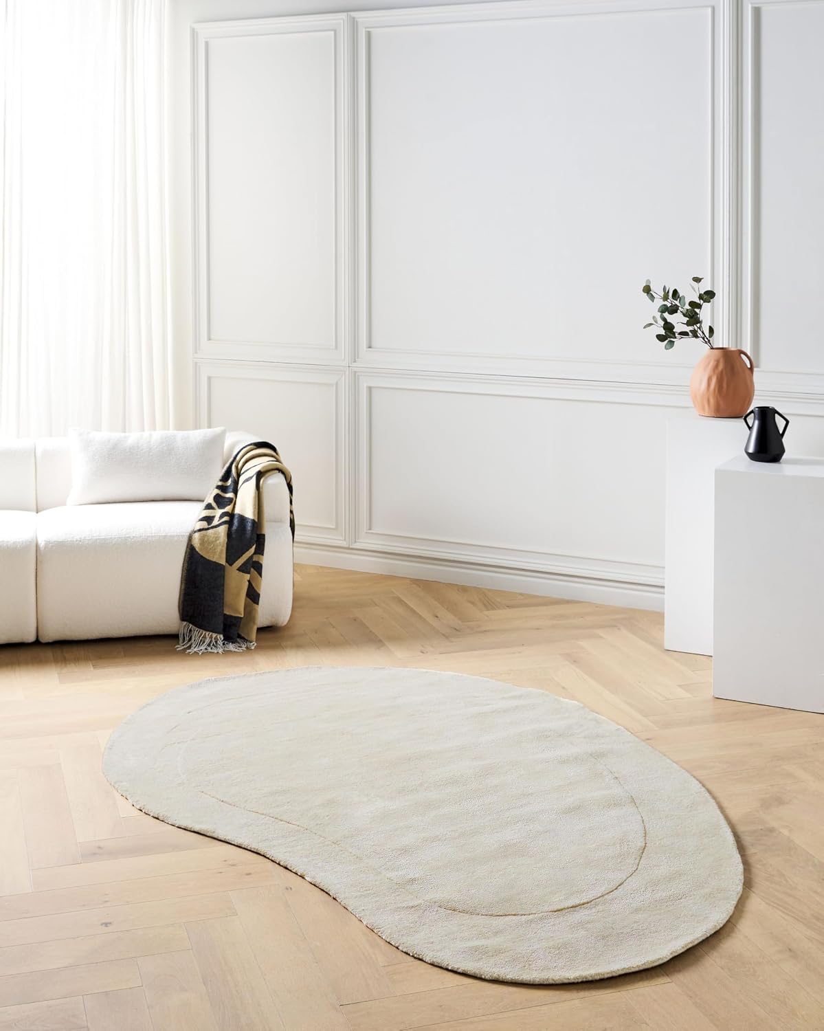Alabaster Cream Curved Pebble Rug