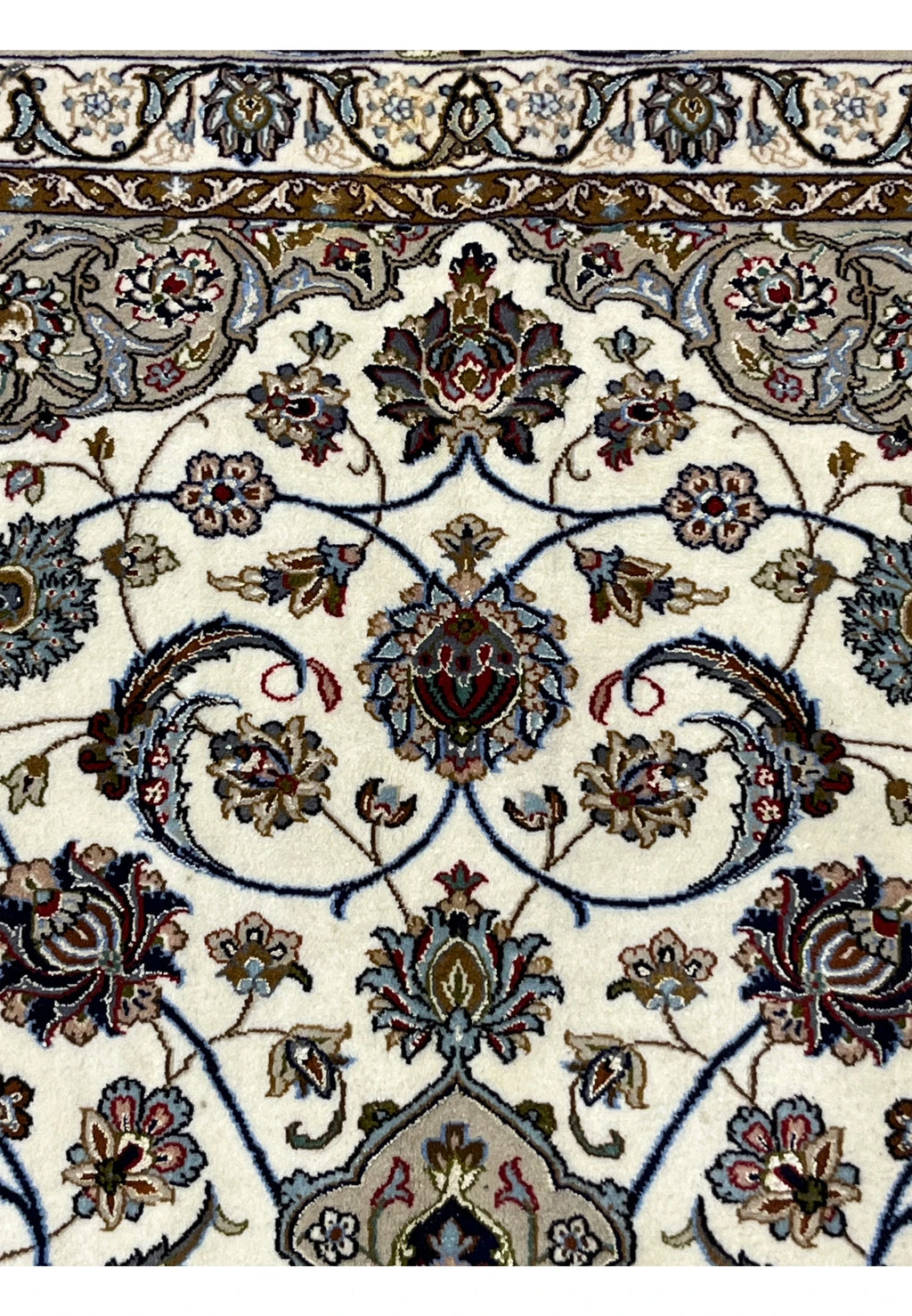 Hand Knotted Persian Isfahan Wool and Silk Medallion Rug