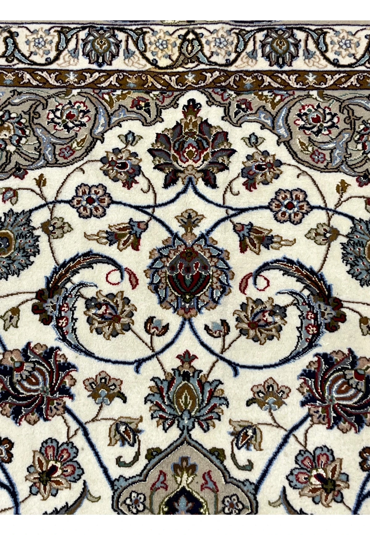 Hand Knotted Persian Isfahan Wool and Silk Medallion Rug
