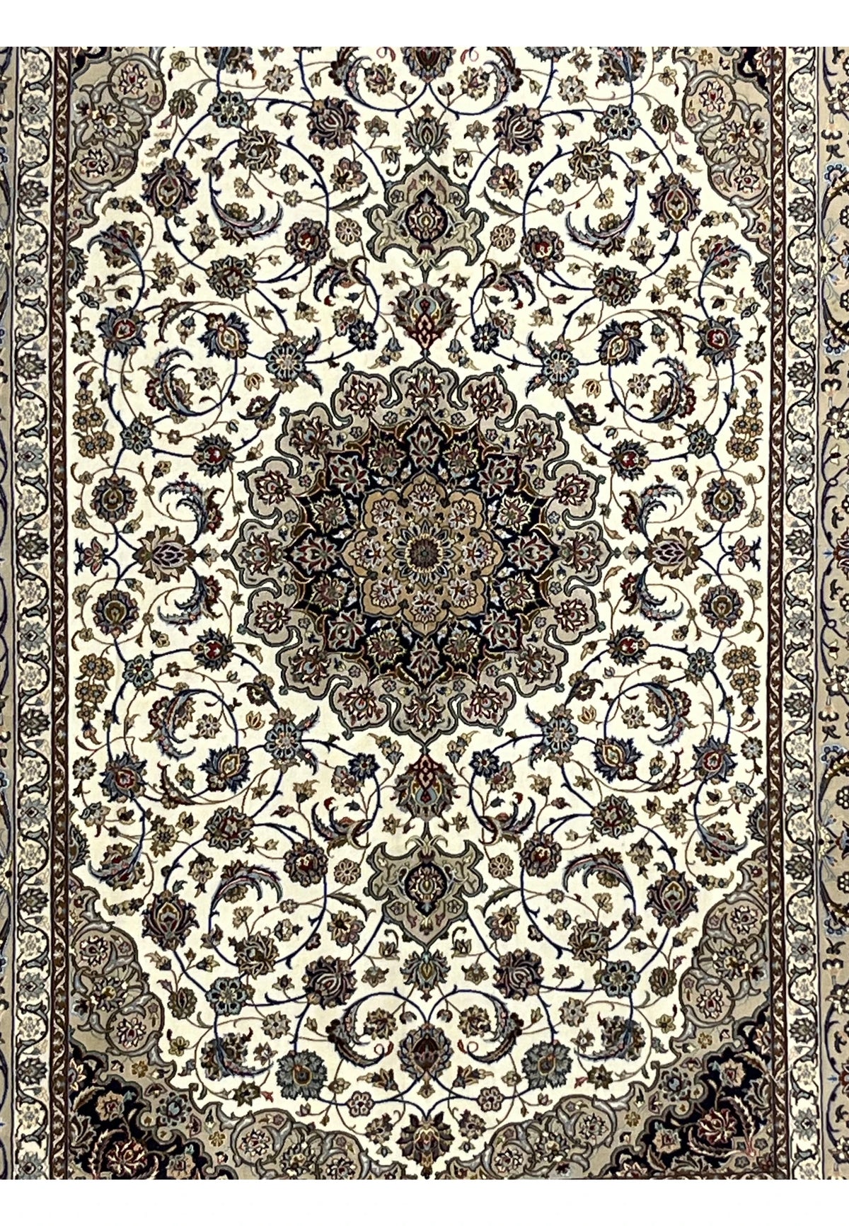 Hand Knotted Persian Isfahan Wool and Silk Medallion Rug