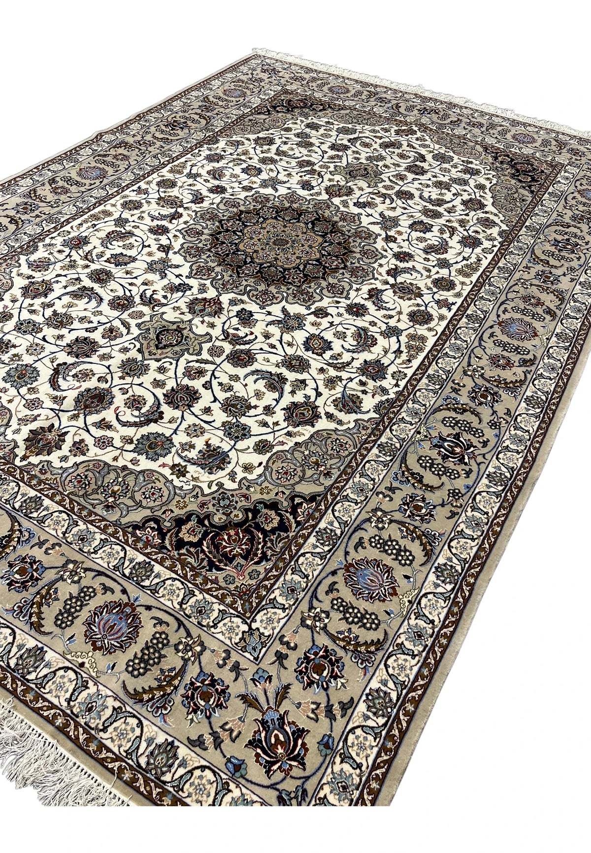 Hand Knotted Persian Isfahan Wool and Silk Medallion Rug