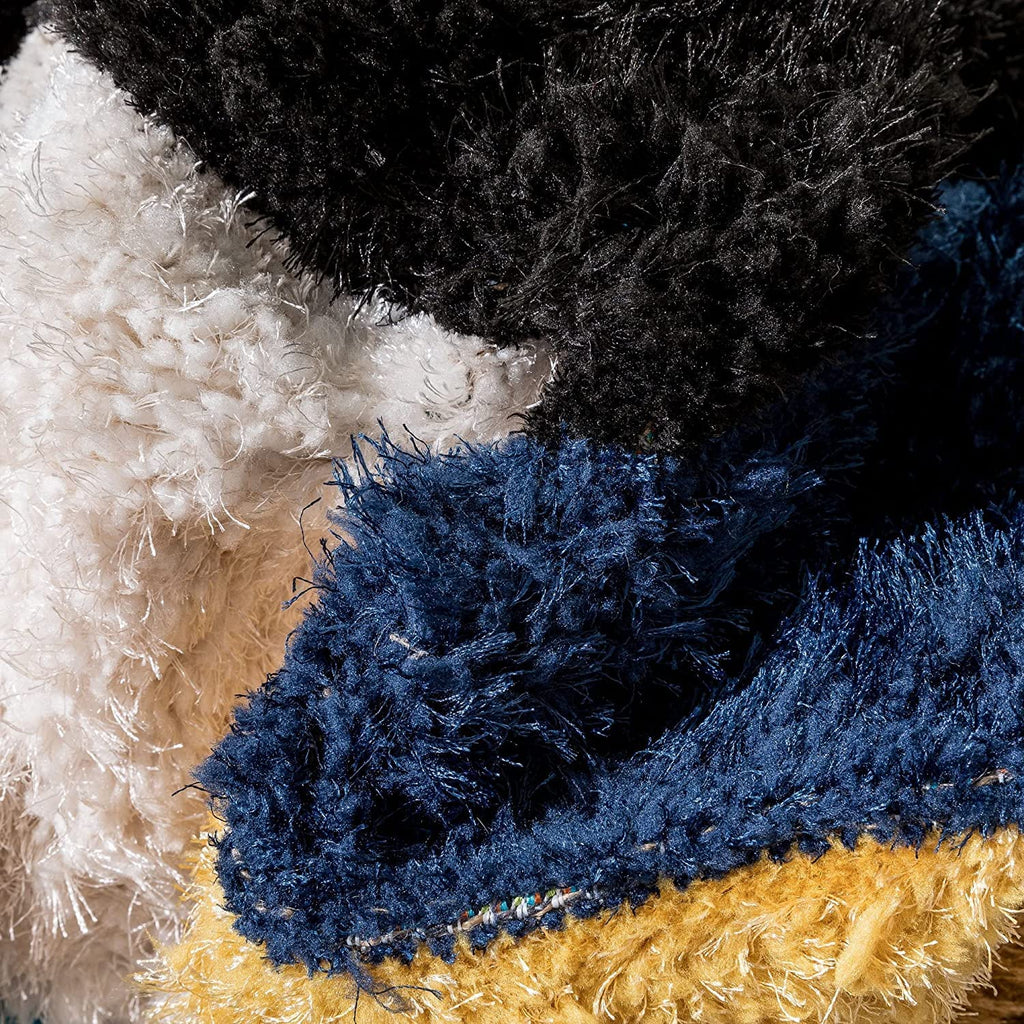 Vibrant navy tones enhance home décor carpet & Rug