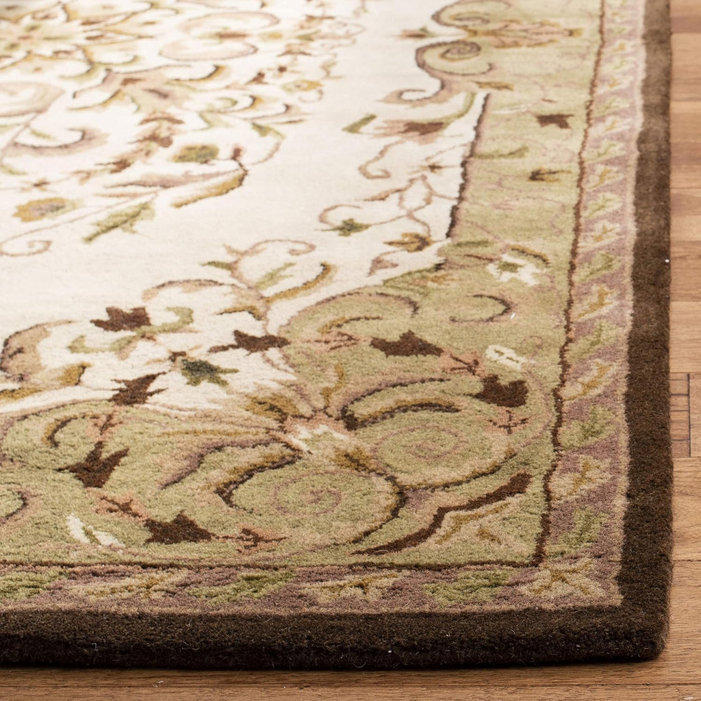 Sophisticated Living Room Persian Rug