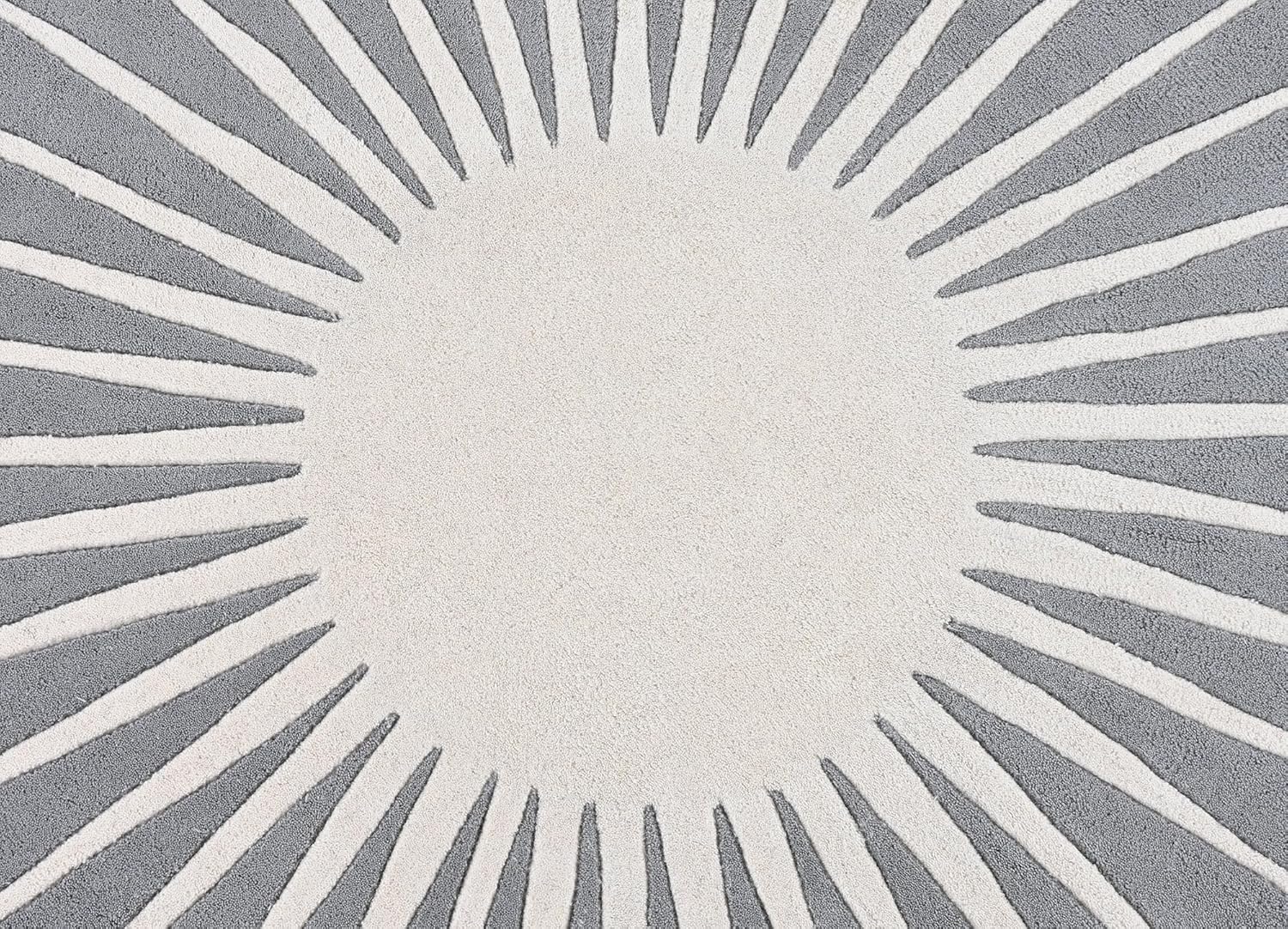 Export Quality Handmade Woollen Round Carpet – Elegant Living Room Floor Rug