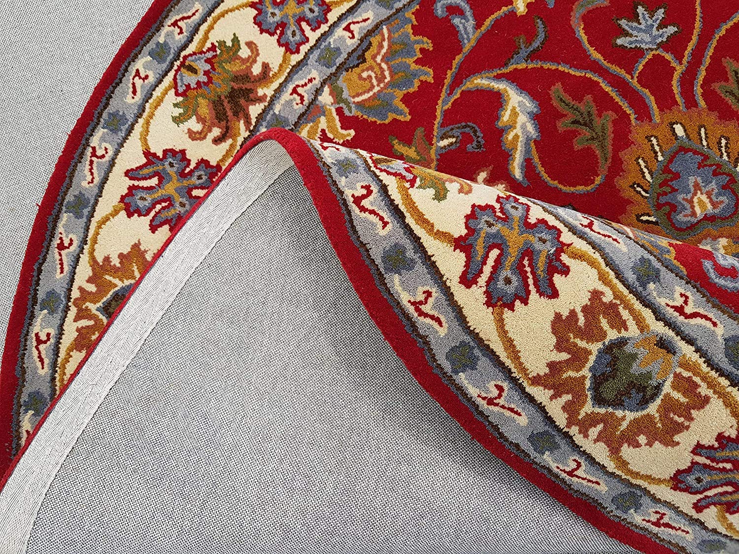 Export Quality Handmade Floral Woollen Round Carpet for Living Room