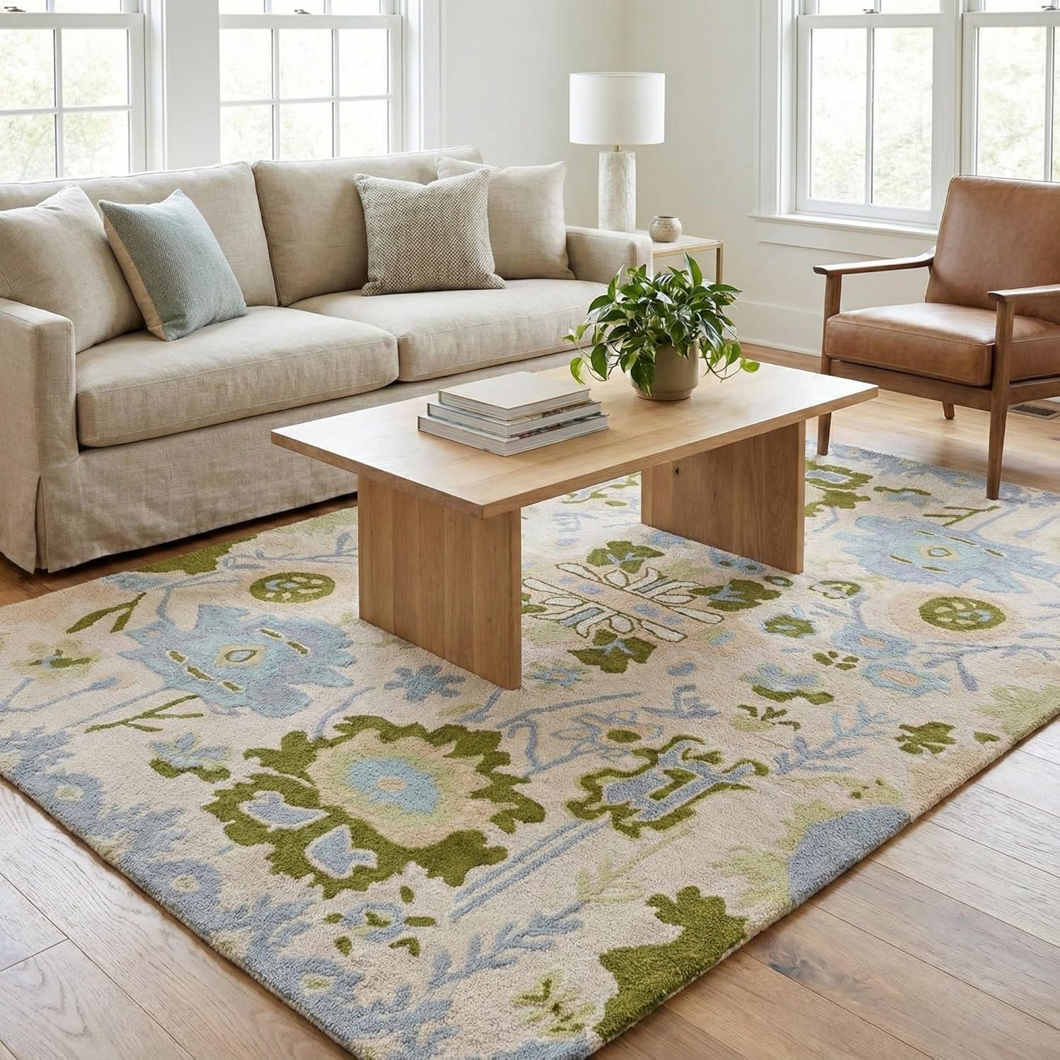 Ivory & Green Artistic Floral Area Rug