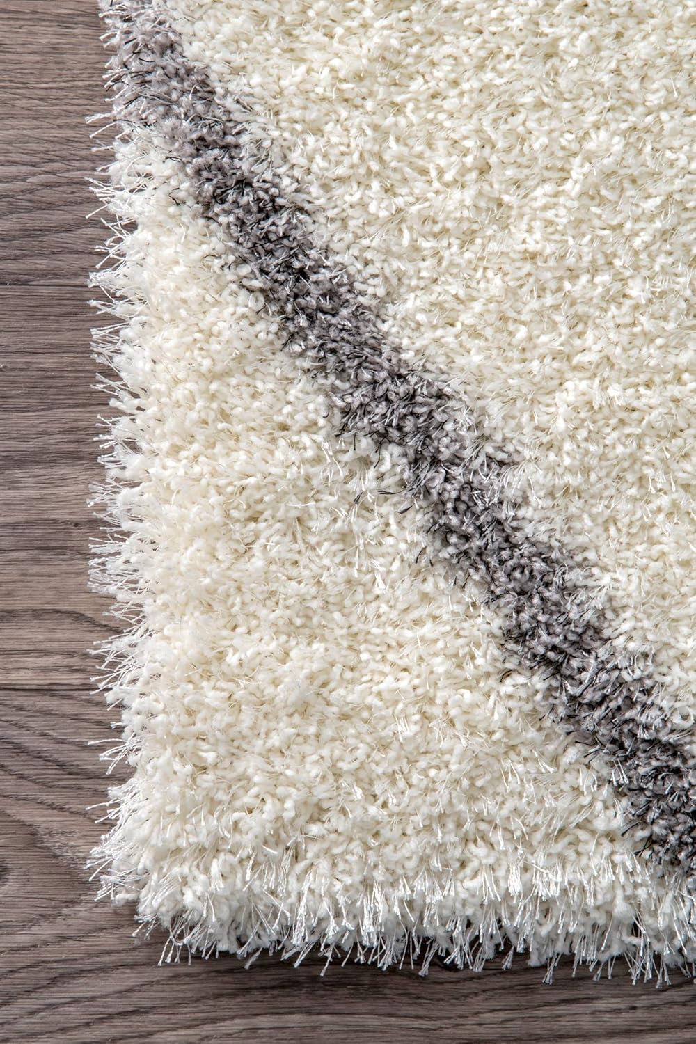 Diamond Pattern White Carpet & Rug