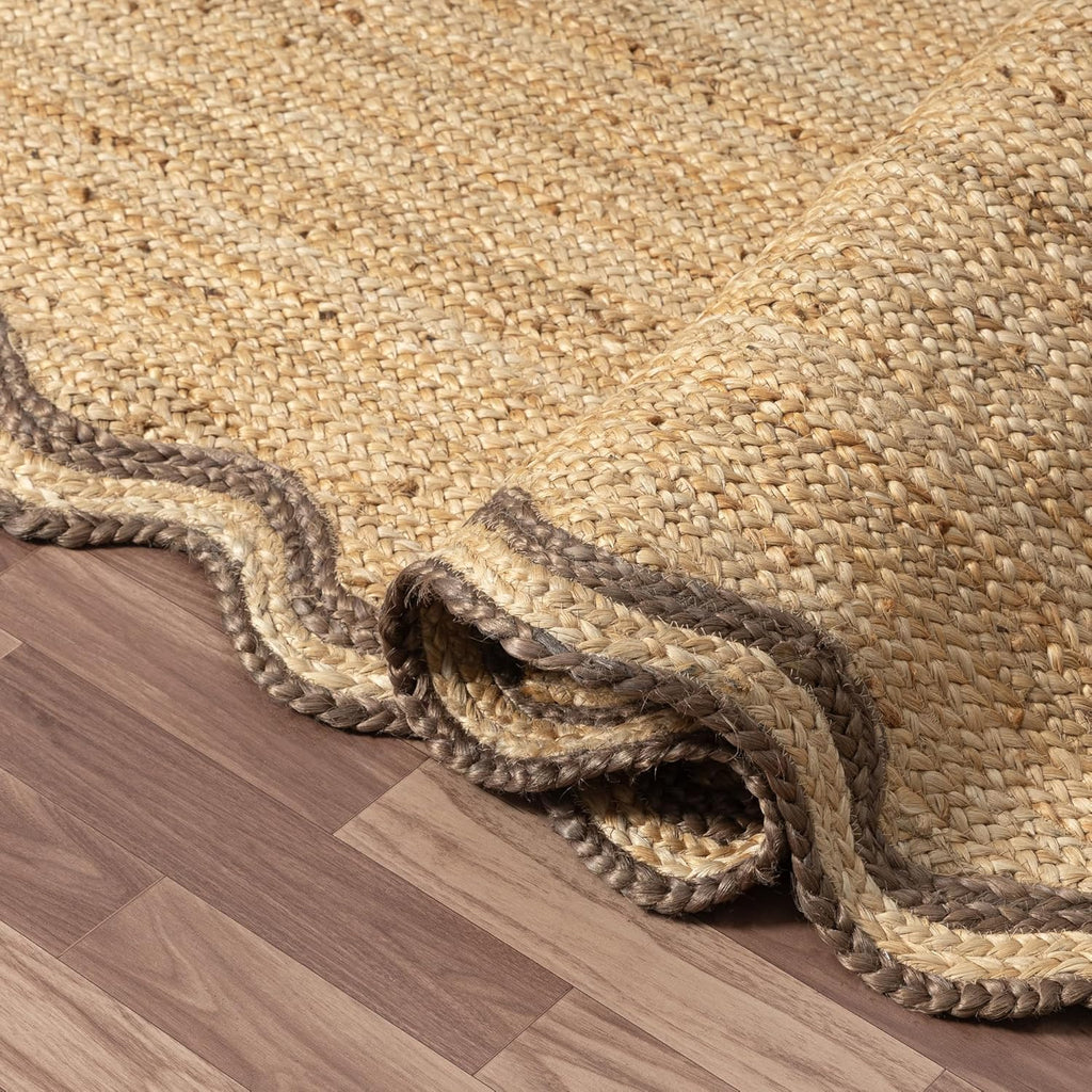 Wavy Border Jute Rug