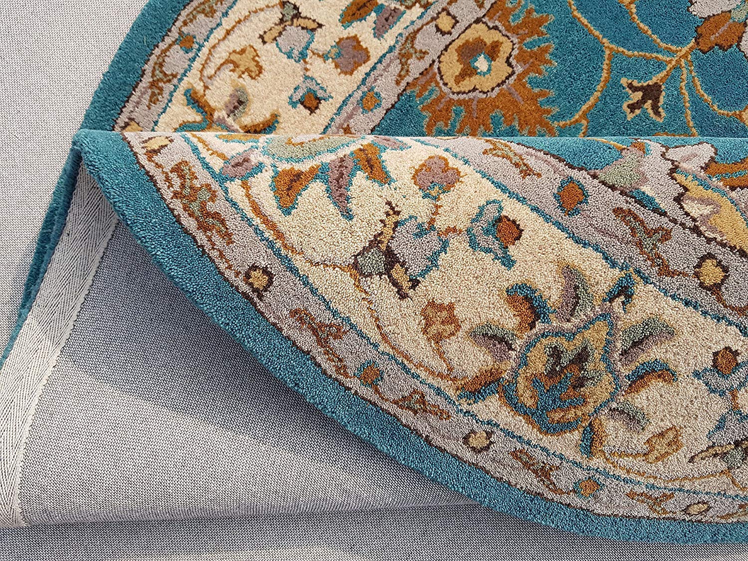 Export Quality Handmade Floral Woollen Round Carpet for Living Room