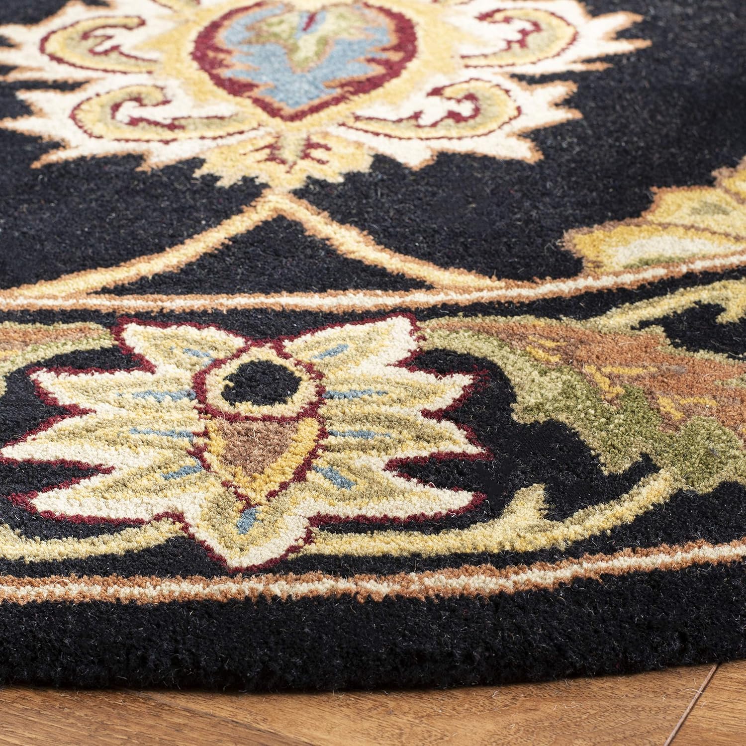 Export Quality Handmade Woollen Round Carpet – Timeless Floral Elegance