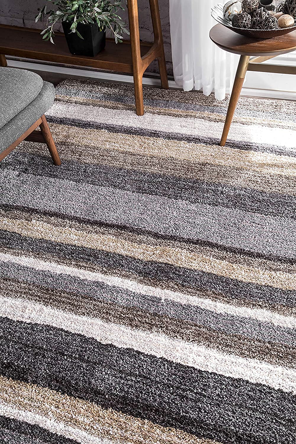 Grey & Beige Contemporary Living Room Carpet