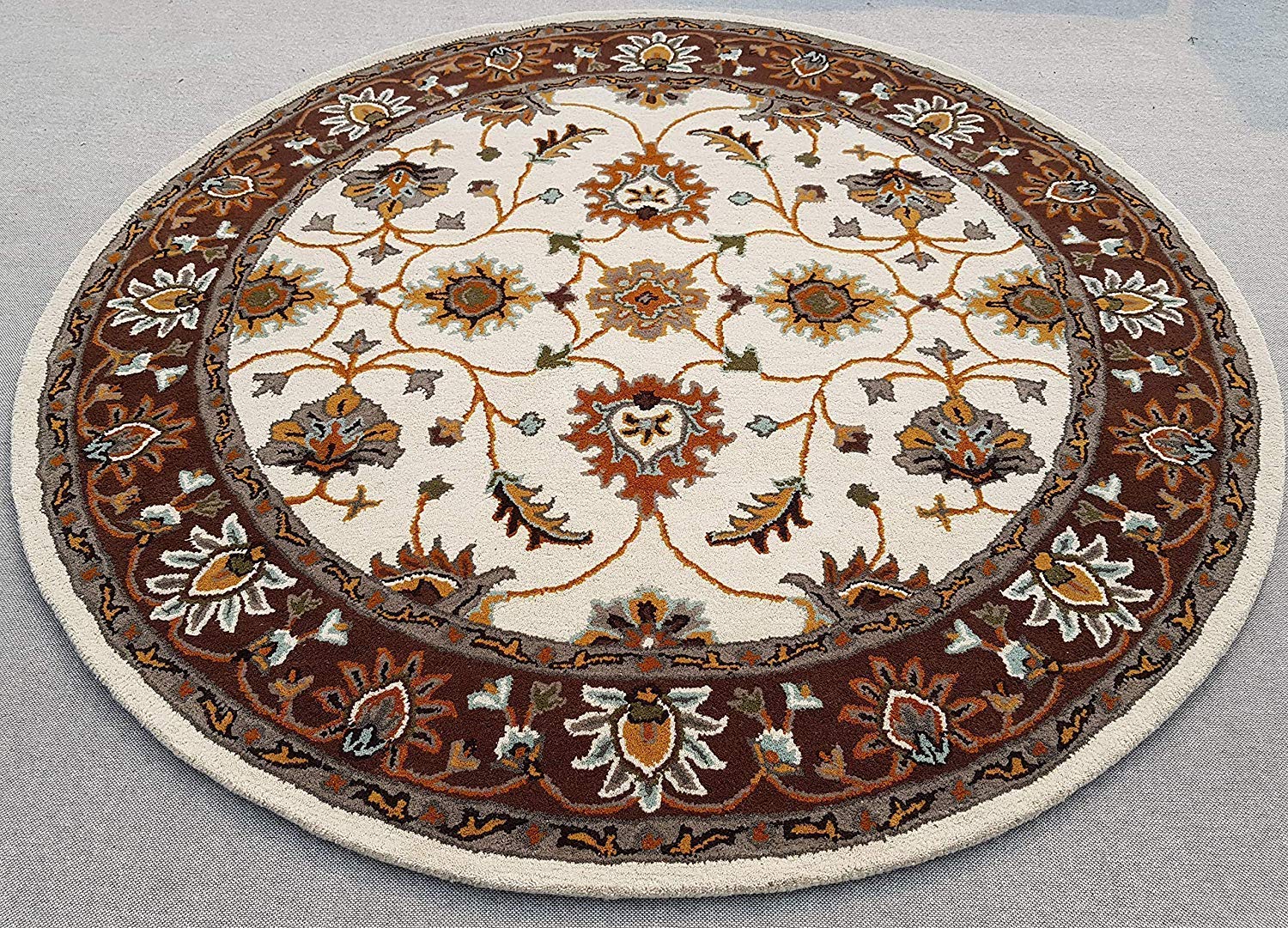 Export Quality Handmade Floral Woollen Round Carpet for Living Room
