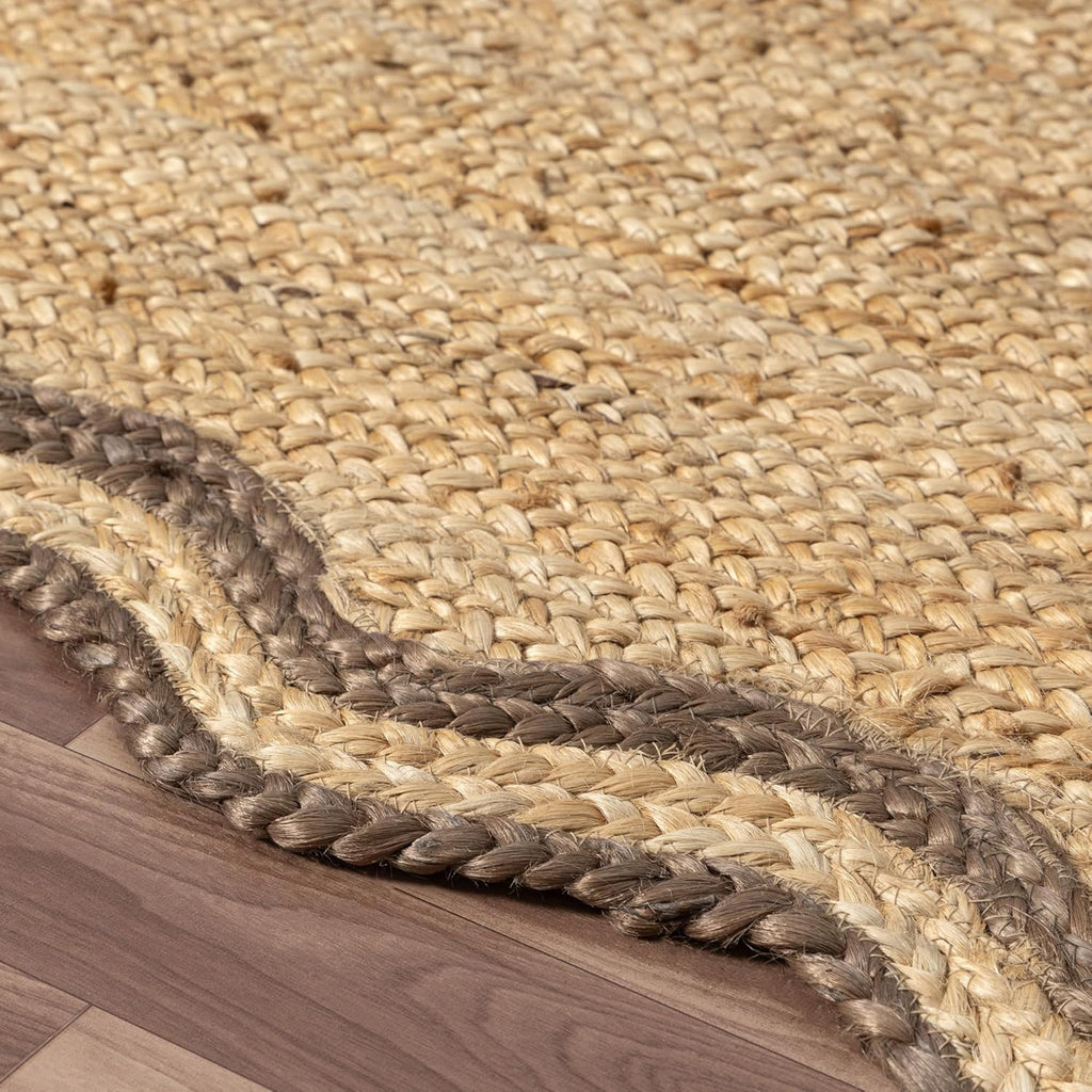 Wavy Border Jute Rug