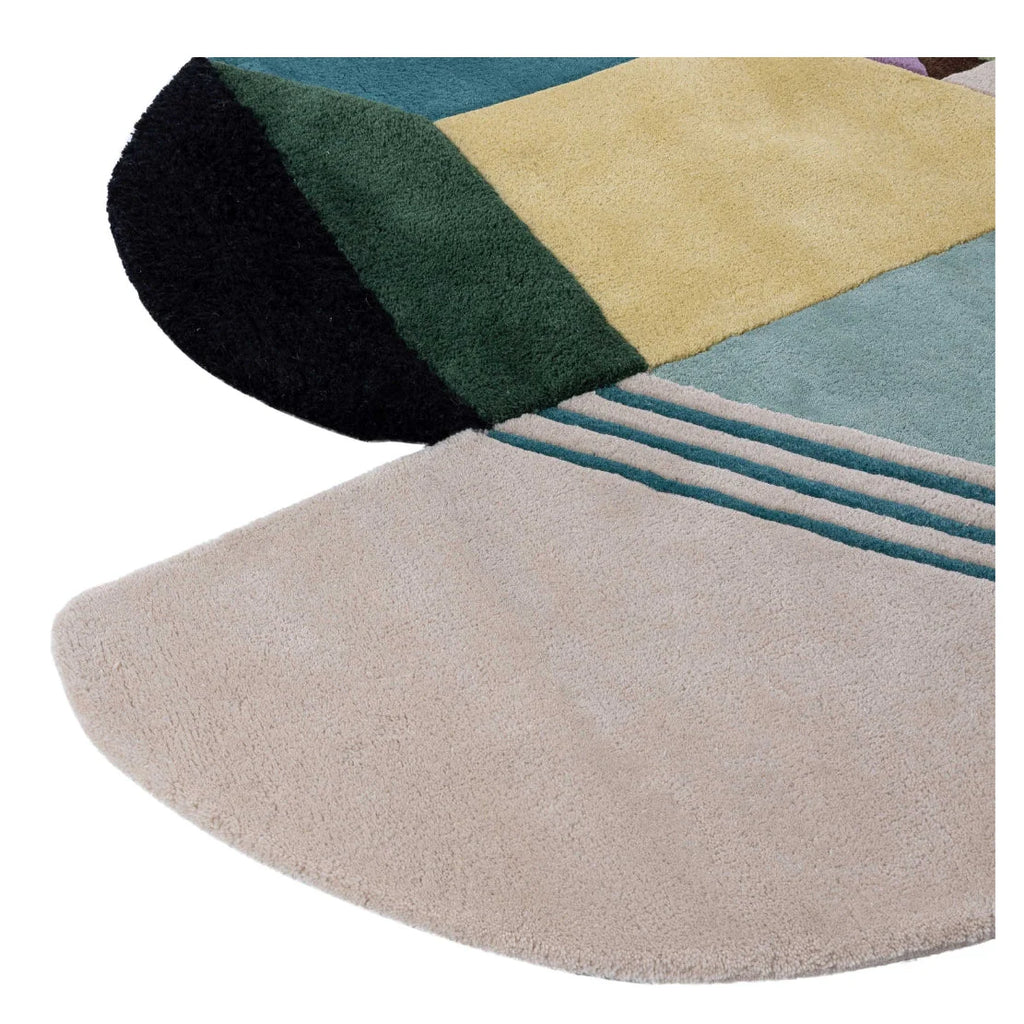 Contemporary Sculpted Edge Rug