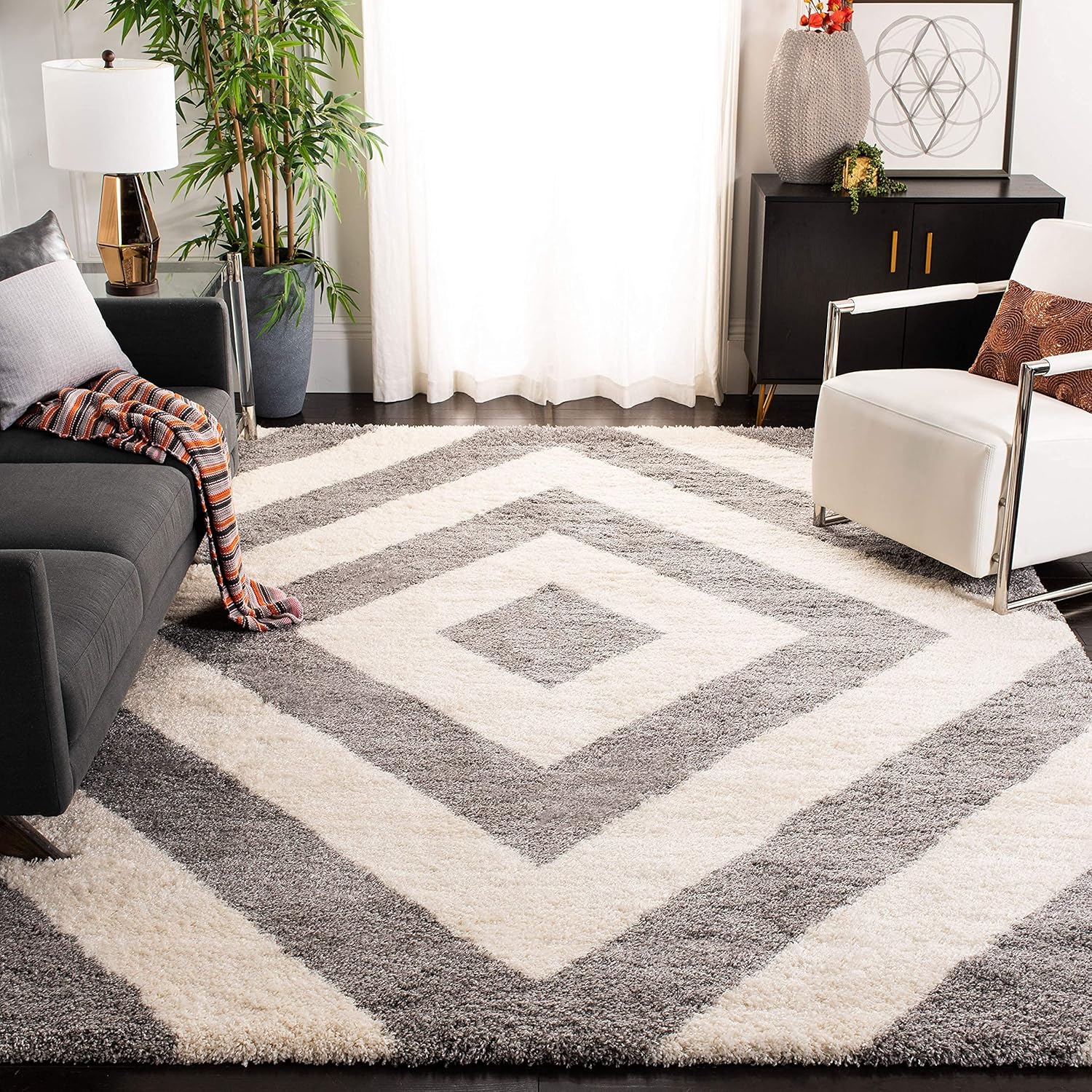 Concentric Diamond White Carpet & Rug