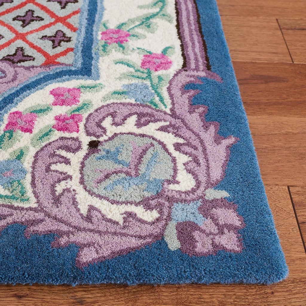 Traditional Isfahan Design Rug